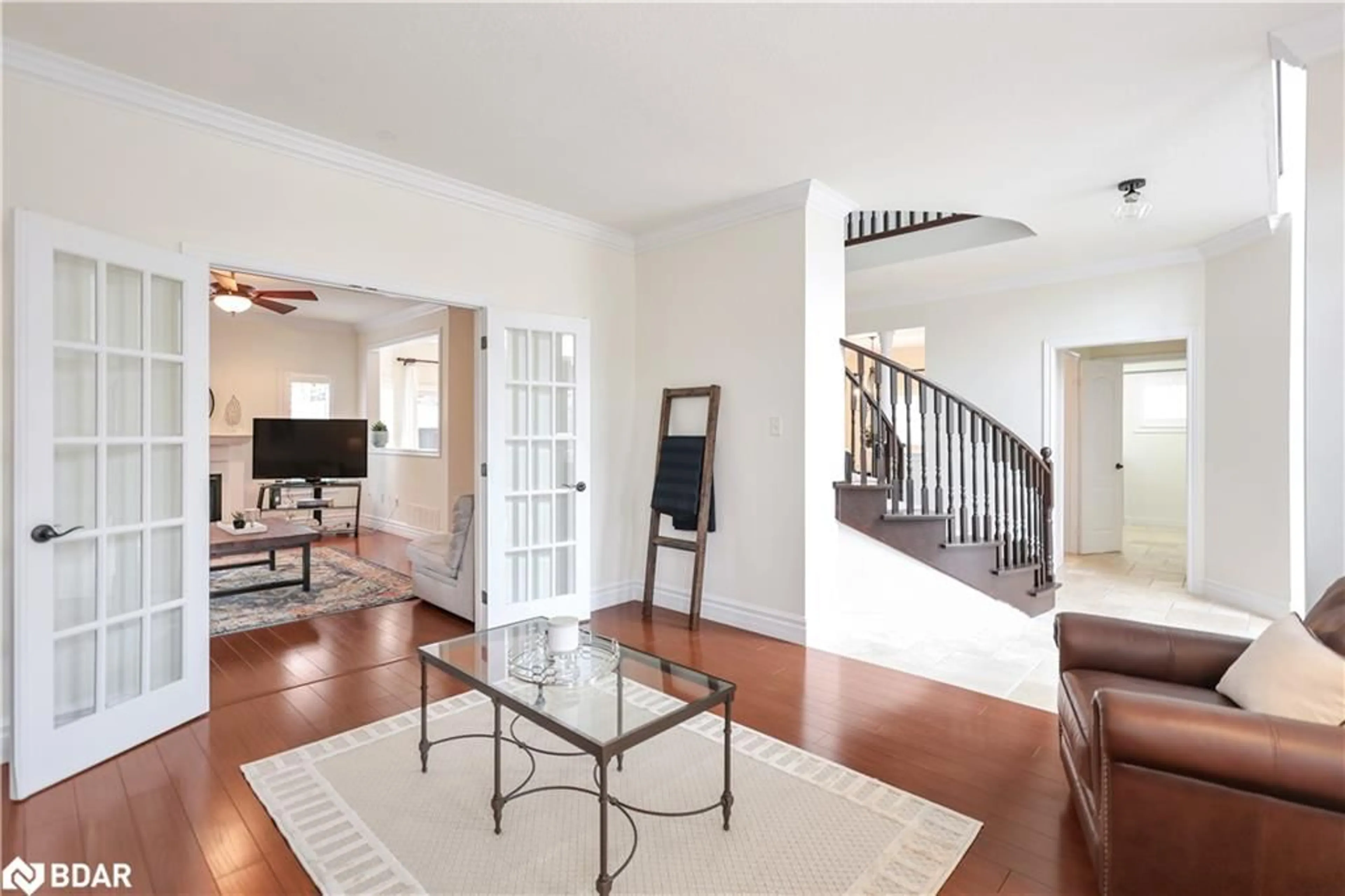 Unknown for 15 Johnson Cres, Halton Ontario L7G 6A4