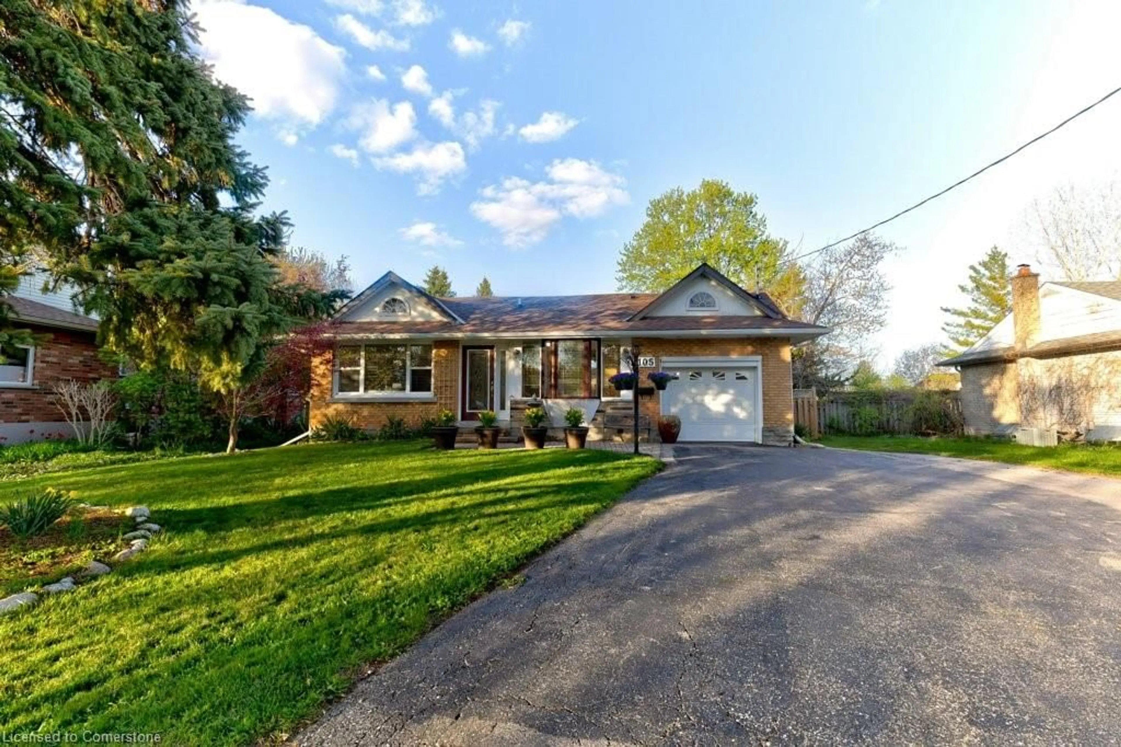 Home with brick exterior material, street for 105 Morrison Rd, Kitchener Ontario N2A 2W6