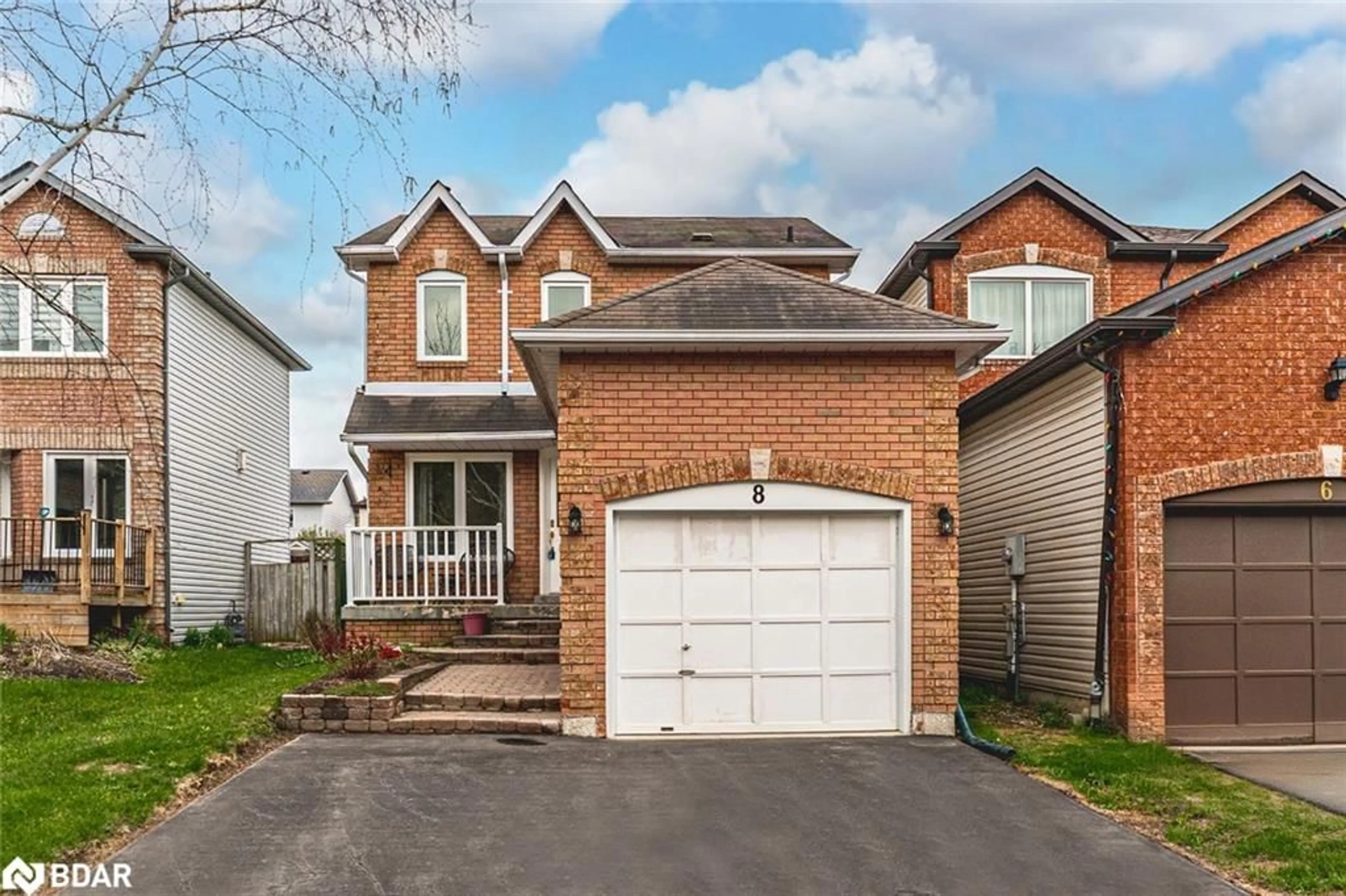 Home with brick exterior material, street for 8 Corrie Cres, Angus Ontario L3W 0K3