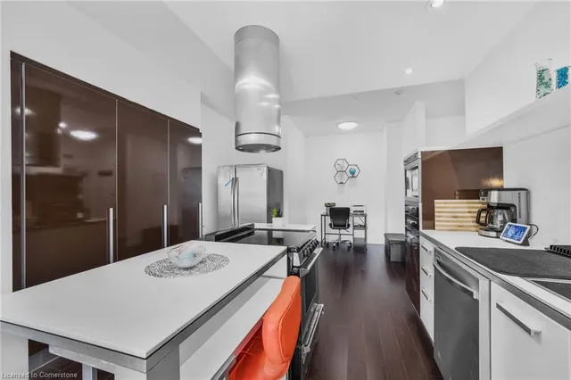 Additional property image - 38 Dan Leckie Way Unit 1909