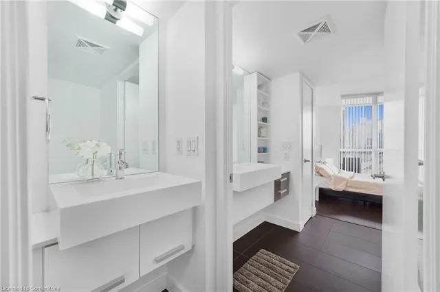 Additional property image - 38 Dan Leckie Way Unit 1909