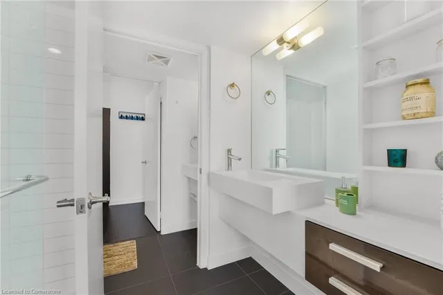 Additional property image - 38 Dan Leckie Way Unit 1909