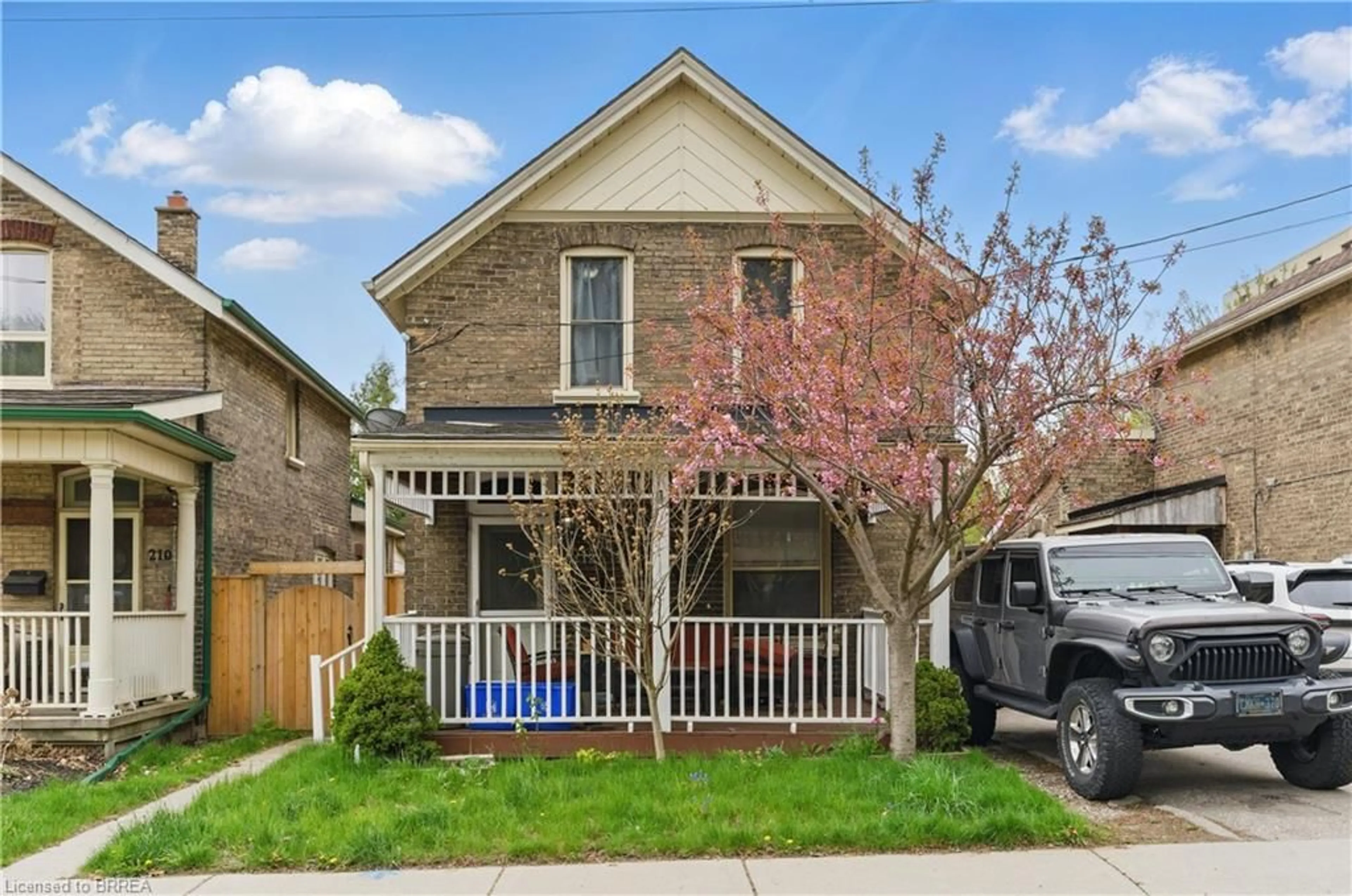Home with brick exterior material, street for 212 William St, Brantford Ontario N3T 3L7