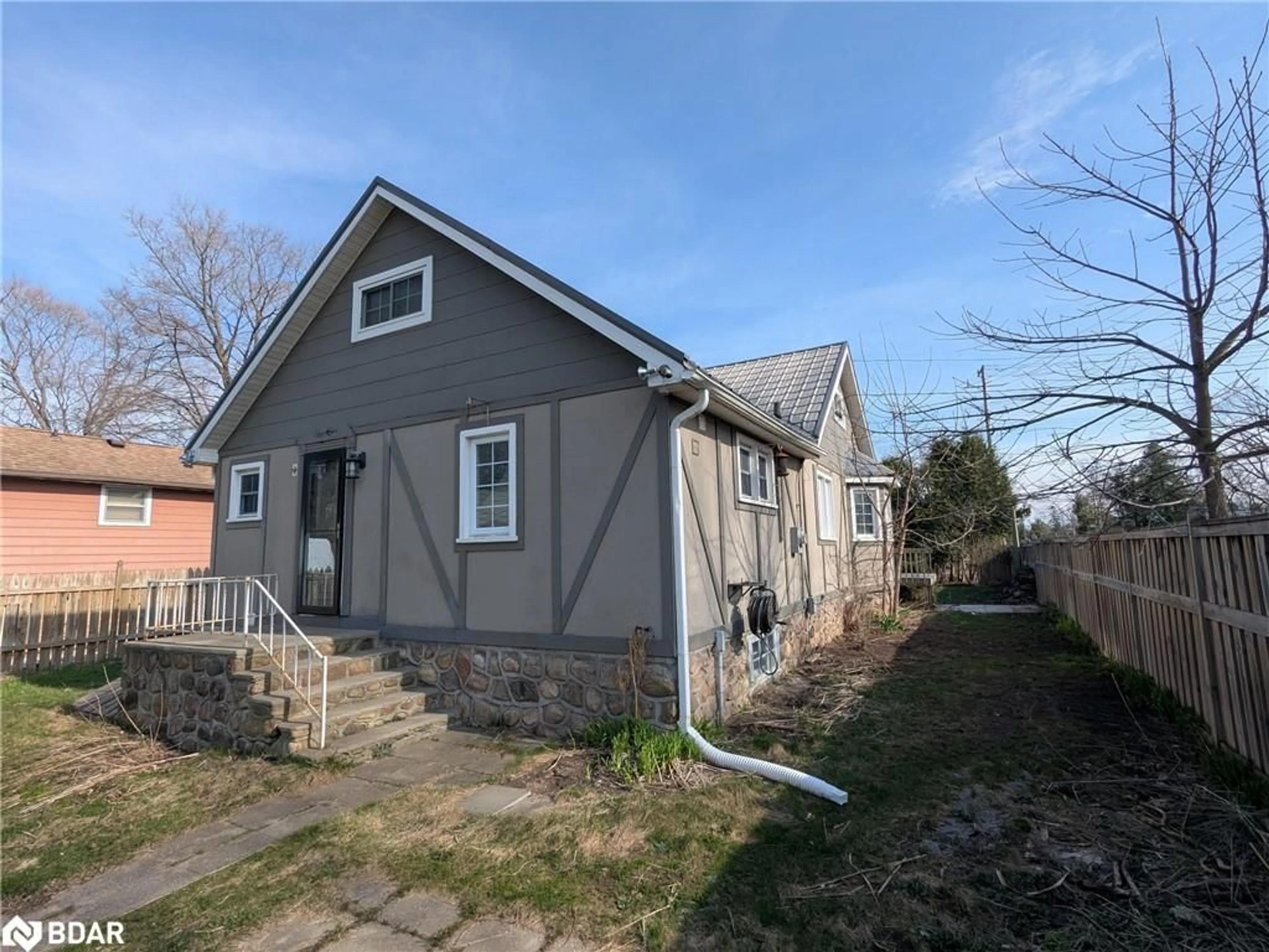 Unknown for 2709 25 Side Rd, Innisfil Ontario L9S 3T1