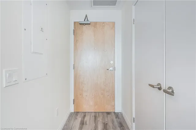 Additional property image - 60 Charles Street West Unit 1104