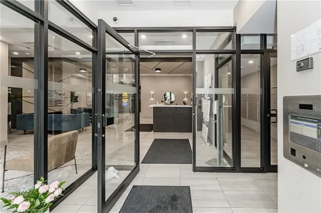 Additional property image - 60 Charles Street West Unit 1104