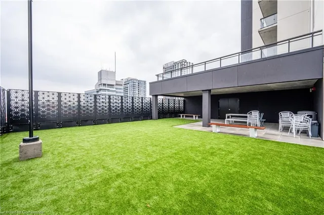 Additional property image - 60 Charles Street West Unit 1104