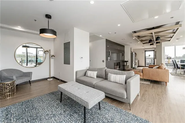 Additional property image - 60 Charles Street West Unit 1104