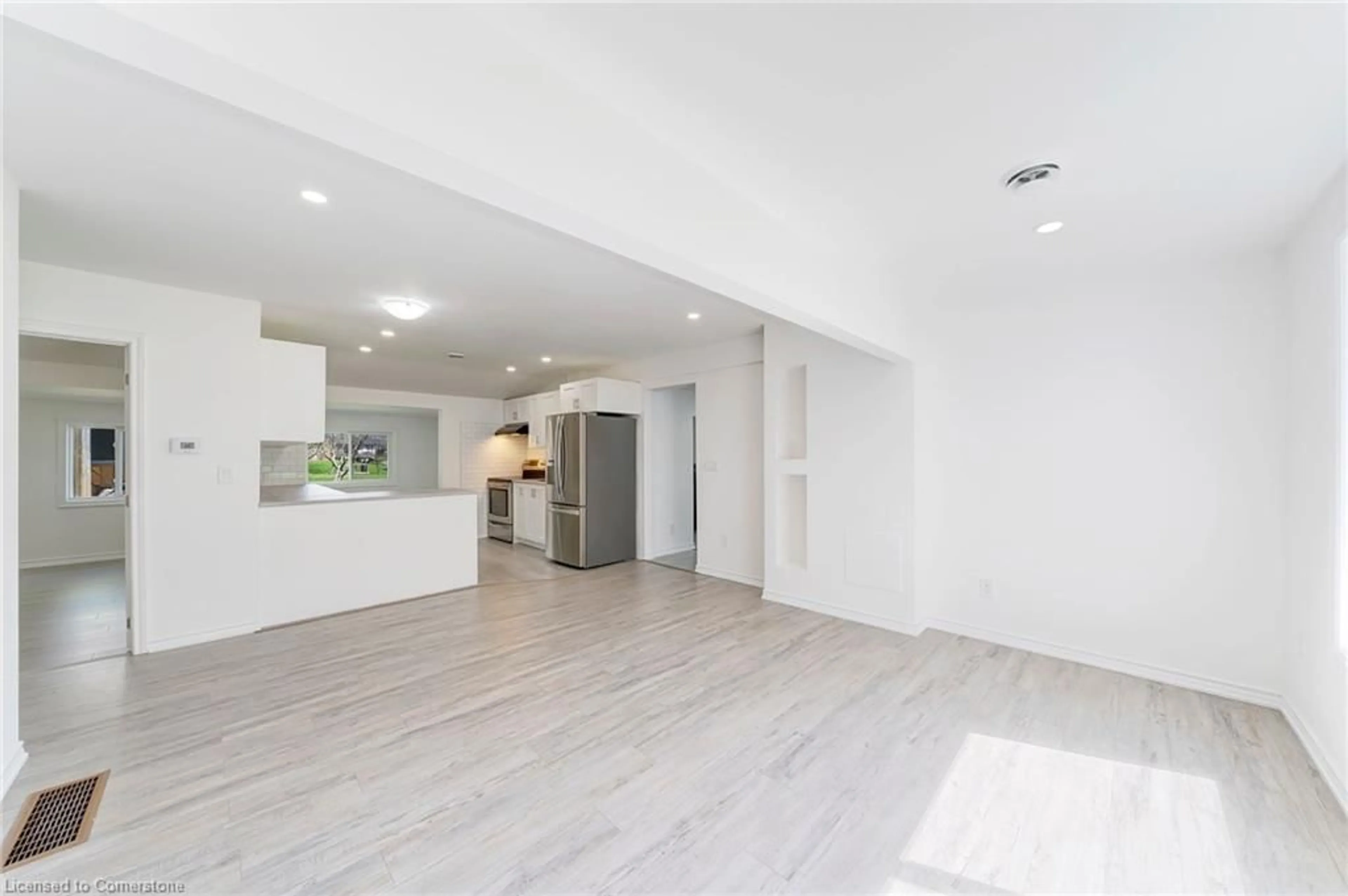 Open concept kitchen, unknown for 14 Hilltop Dr, Port Ryerse Ontario N3Y 4K2