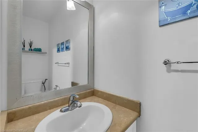 Additional property image - 956 Banffshire Crt