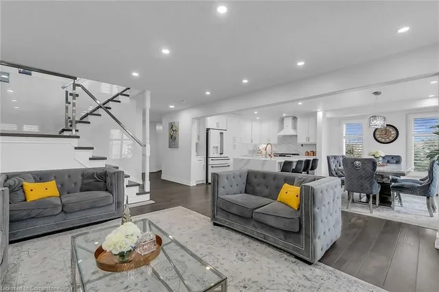 Additional property image - 956 Banffshire Crt