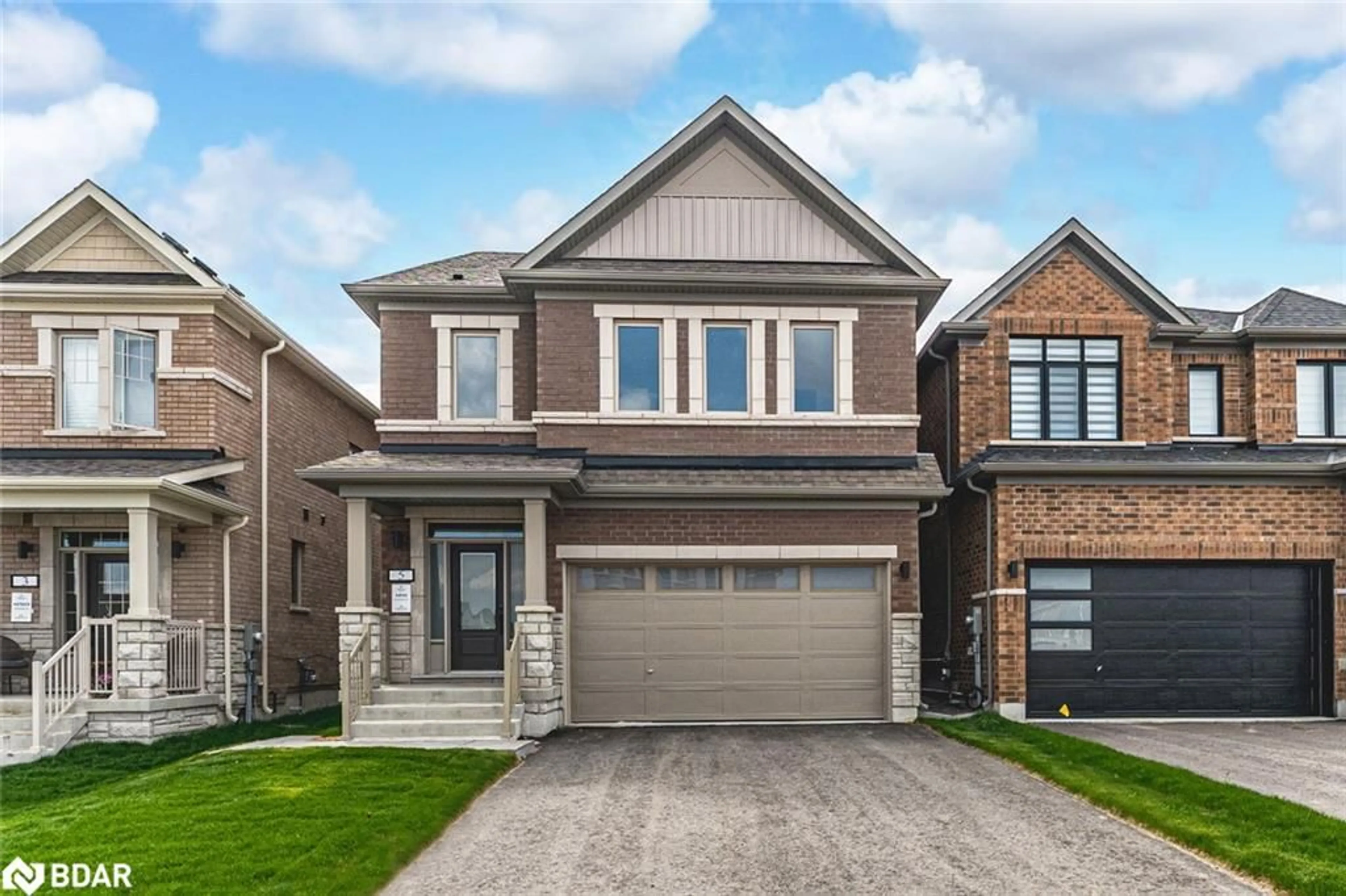 Home with brick exterior material, street for 5 Amsterdam Dr, Barrie Ontario L9J 0Z5