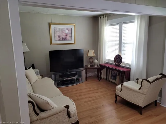 Additional property image - 2 Craigroyston Rd