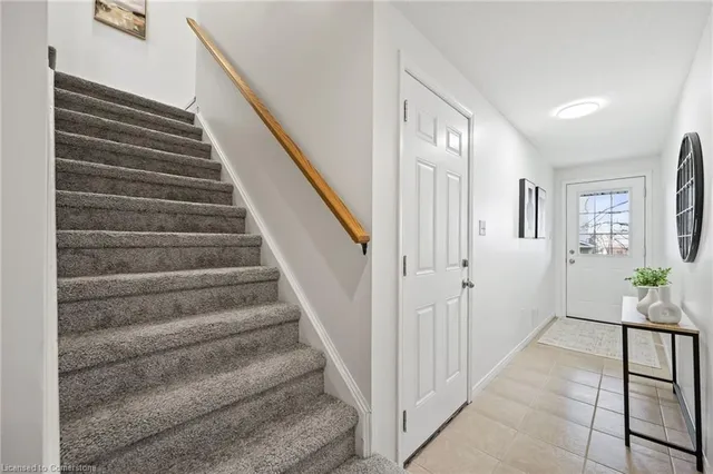 Additional property image - 155 Highland Cres Unit 8