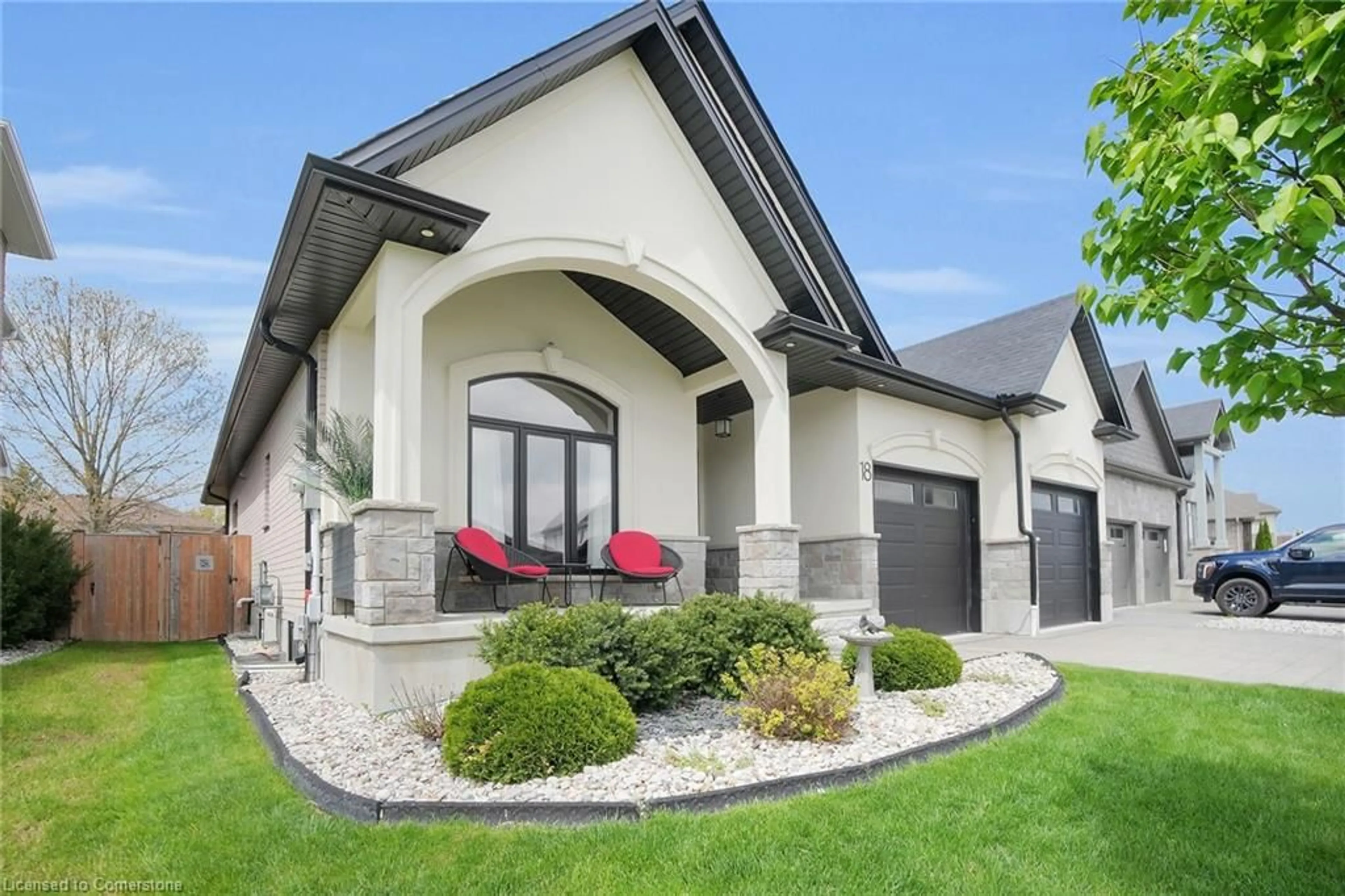 Home with brick exterior material, street for 18 Kemp Cres, Strathroy Ontario N7G 0G5