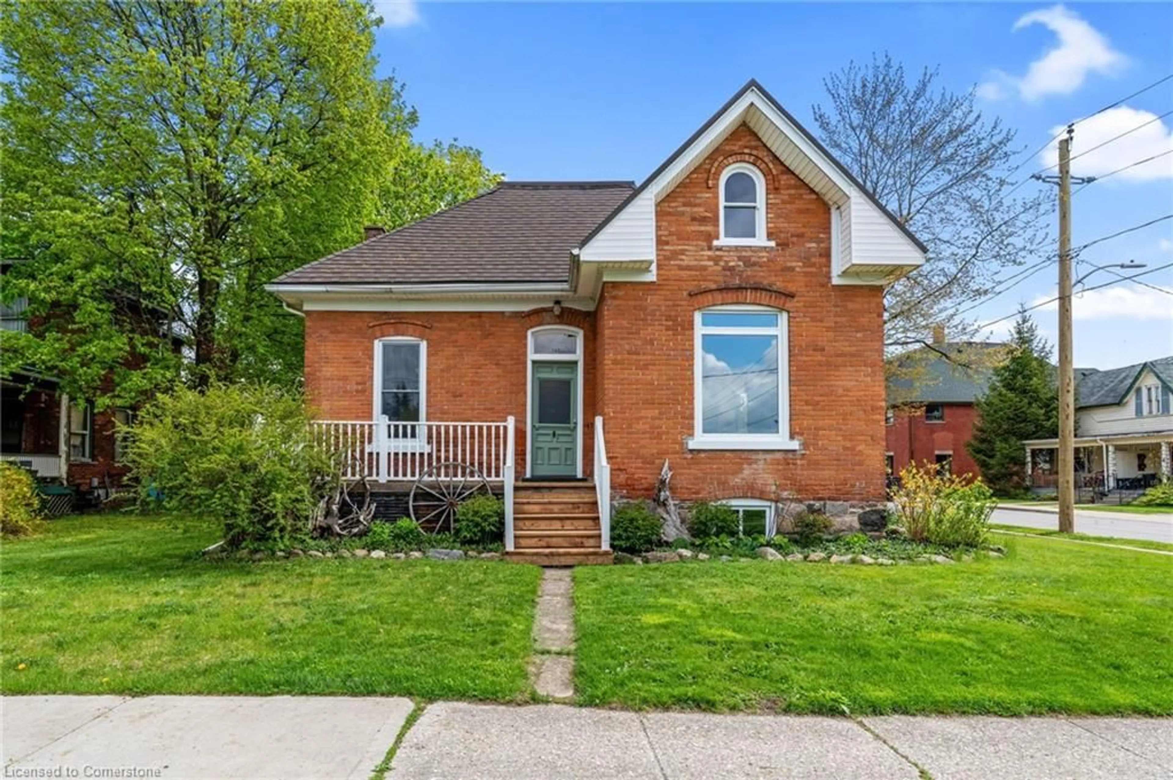 Home with brick exterior material, street for 147 Talbot St, Simcoe Ontario N3Y 2Z5