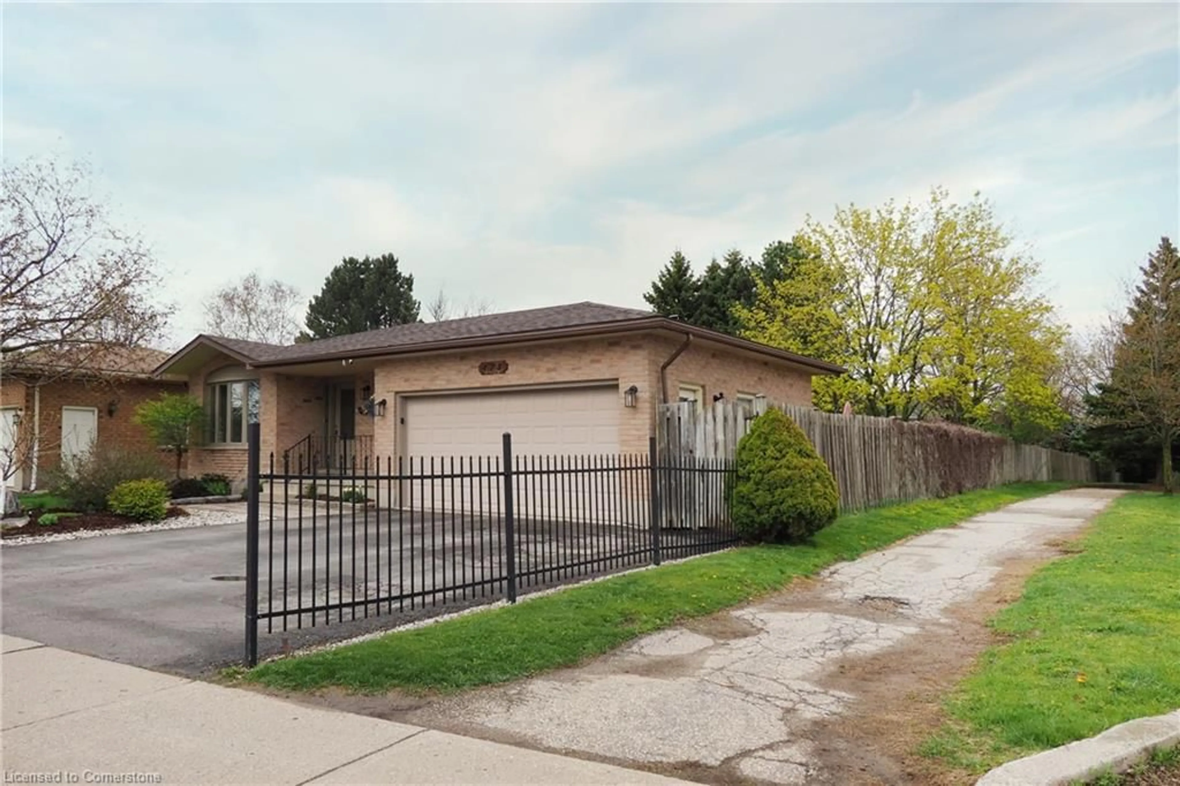 Unknown for 478 Northlake Dr, Waterloo Ontario N2V 2A4