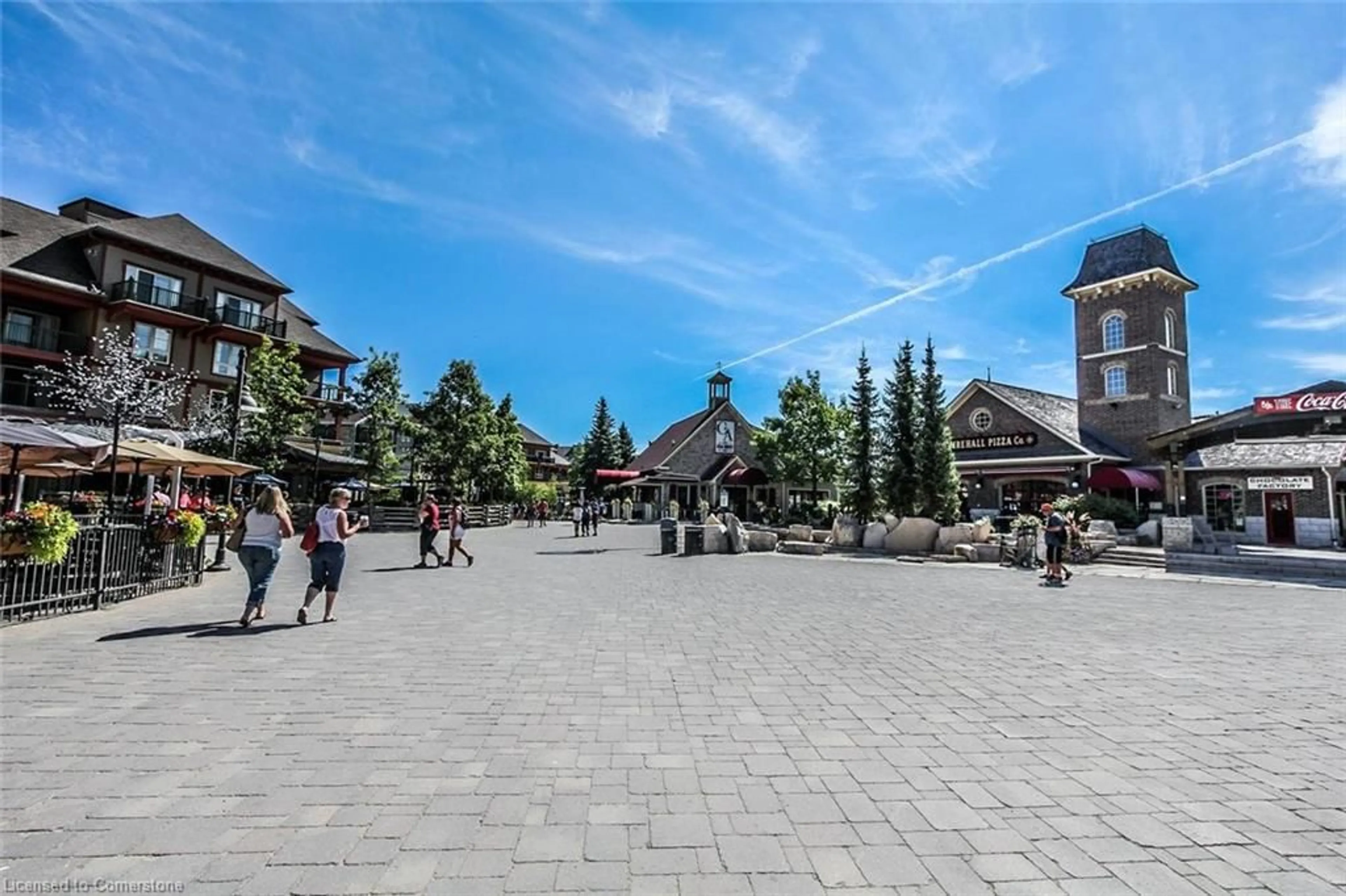 Patio, street for 796468 Grey 19 Rd #909, The Blue Mountains Ontario L9Y 0N6