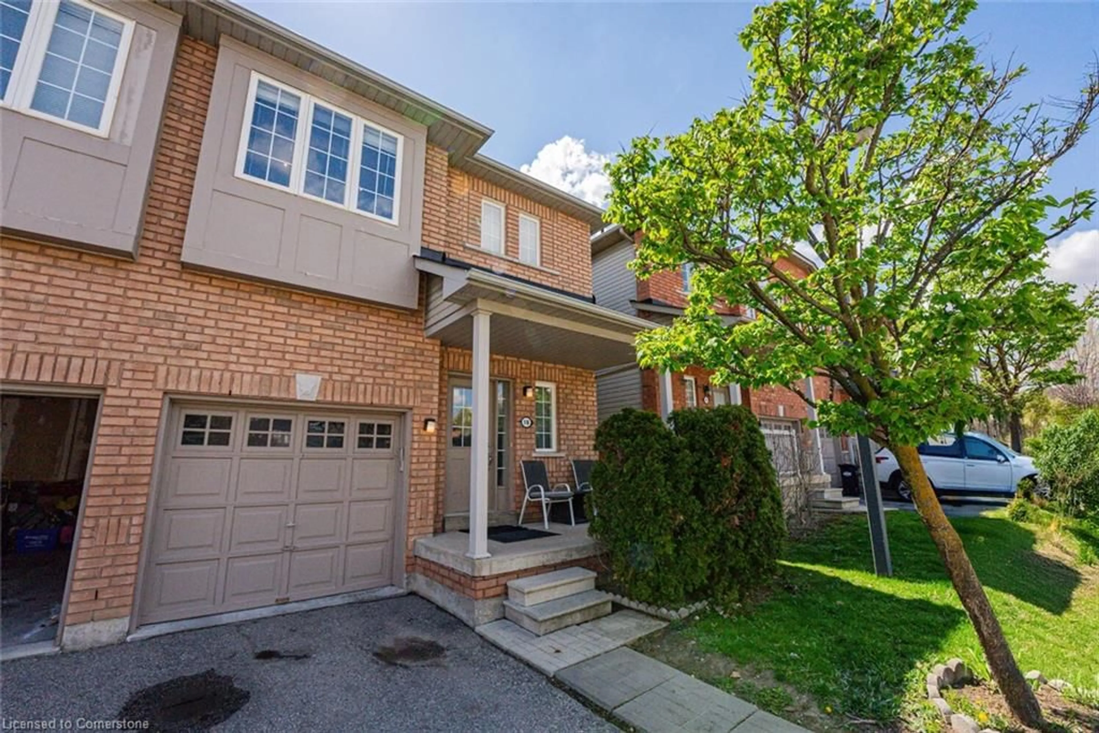Home with brick exterior material, street for 2270 Britannia Rd #18, Mississauga Ontario L5M 2G8