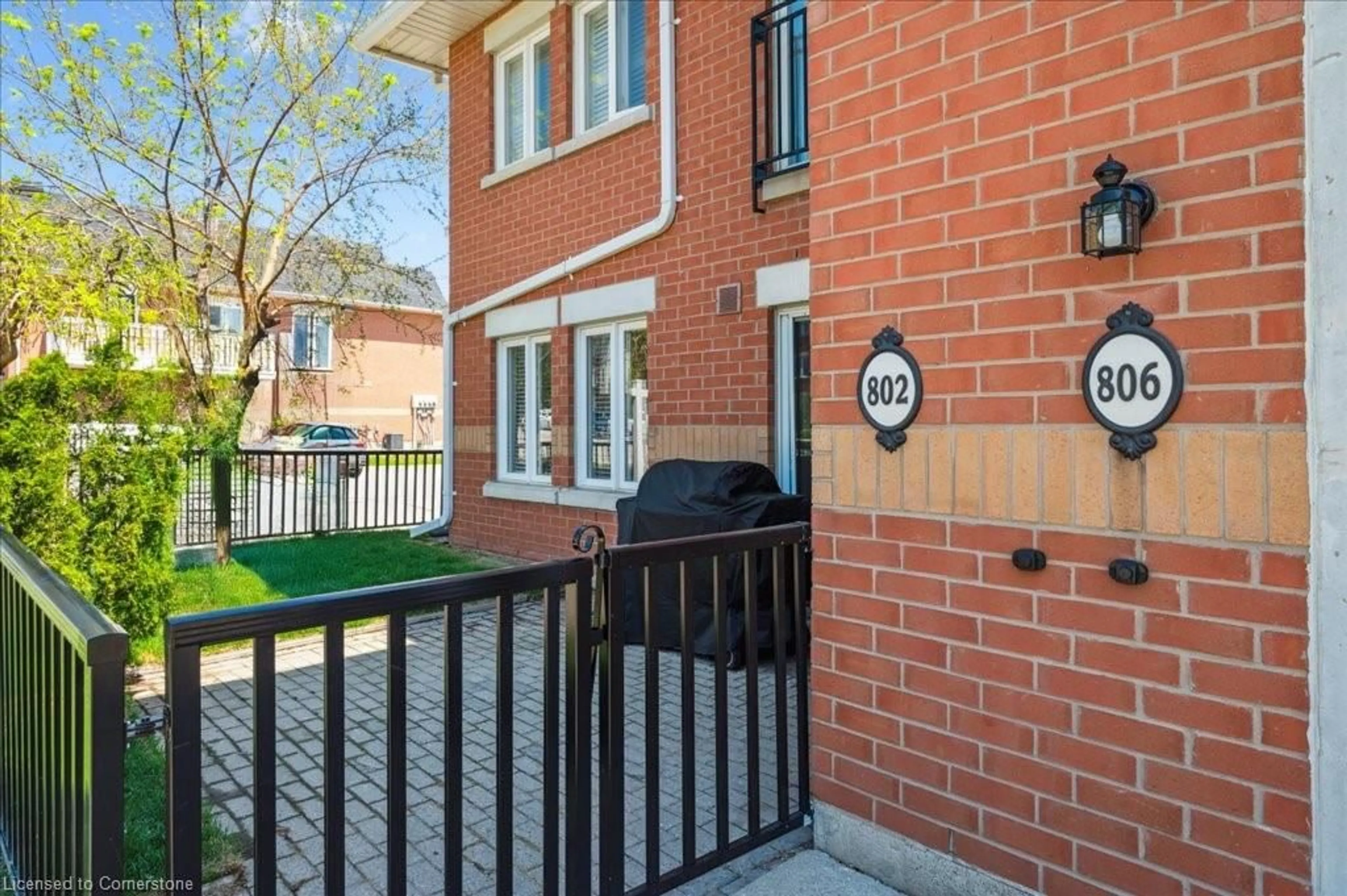 Patio, street for 1701 Lampman Ave #802, Burlington Ontario L7L 6R7