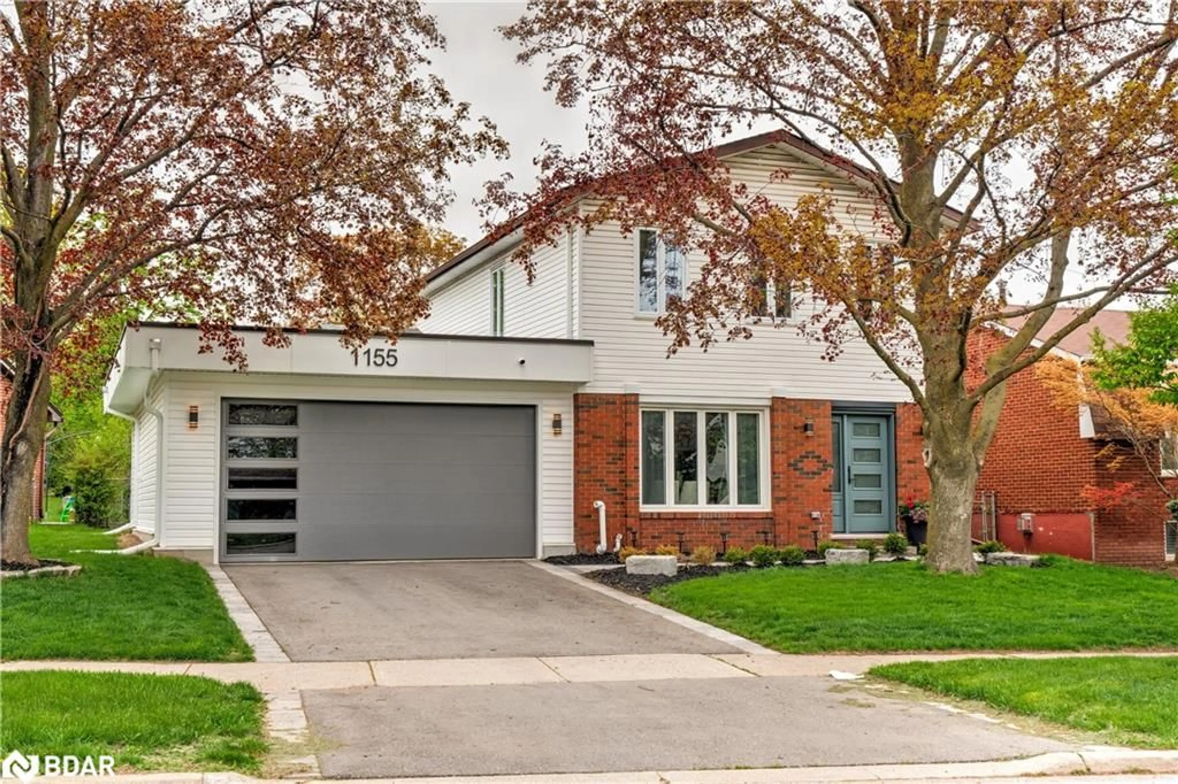 Home with brick exterior material, street for 1155 Falgarwood Dr, Oakville Ontario L6H 2L4