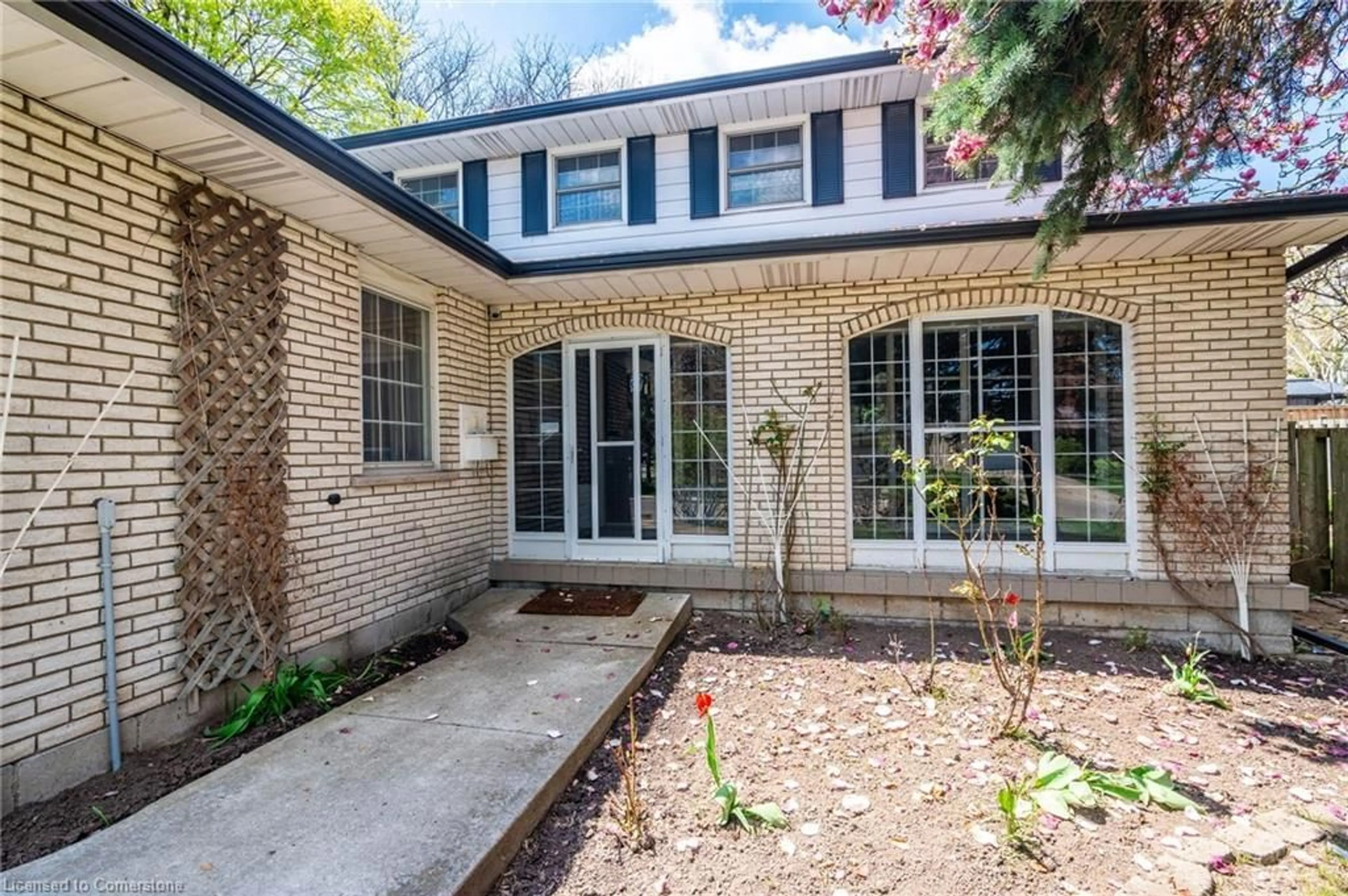 Home with brick exterior material, street for 3 San Paulo Dr, Hamilton Ontario L9C 6R6