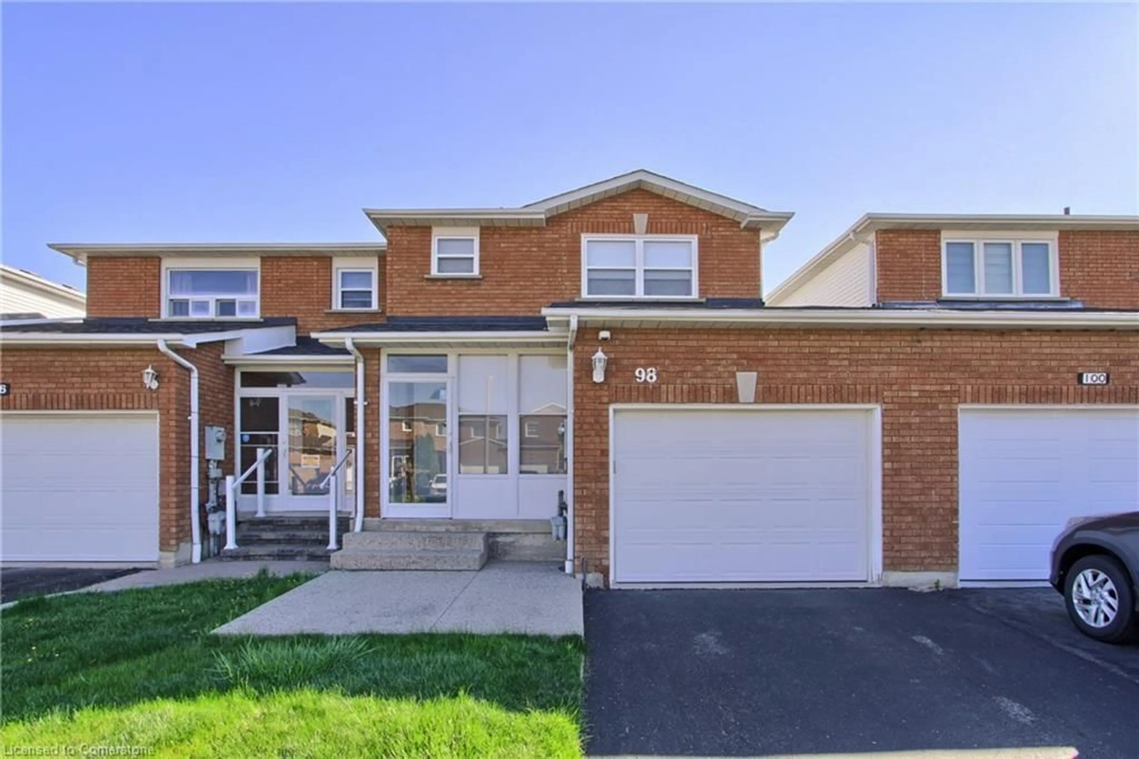 Home with brick exterior material, street for 98 Tulip Dr, Brampton Ontario L6Y 3X3