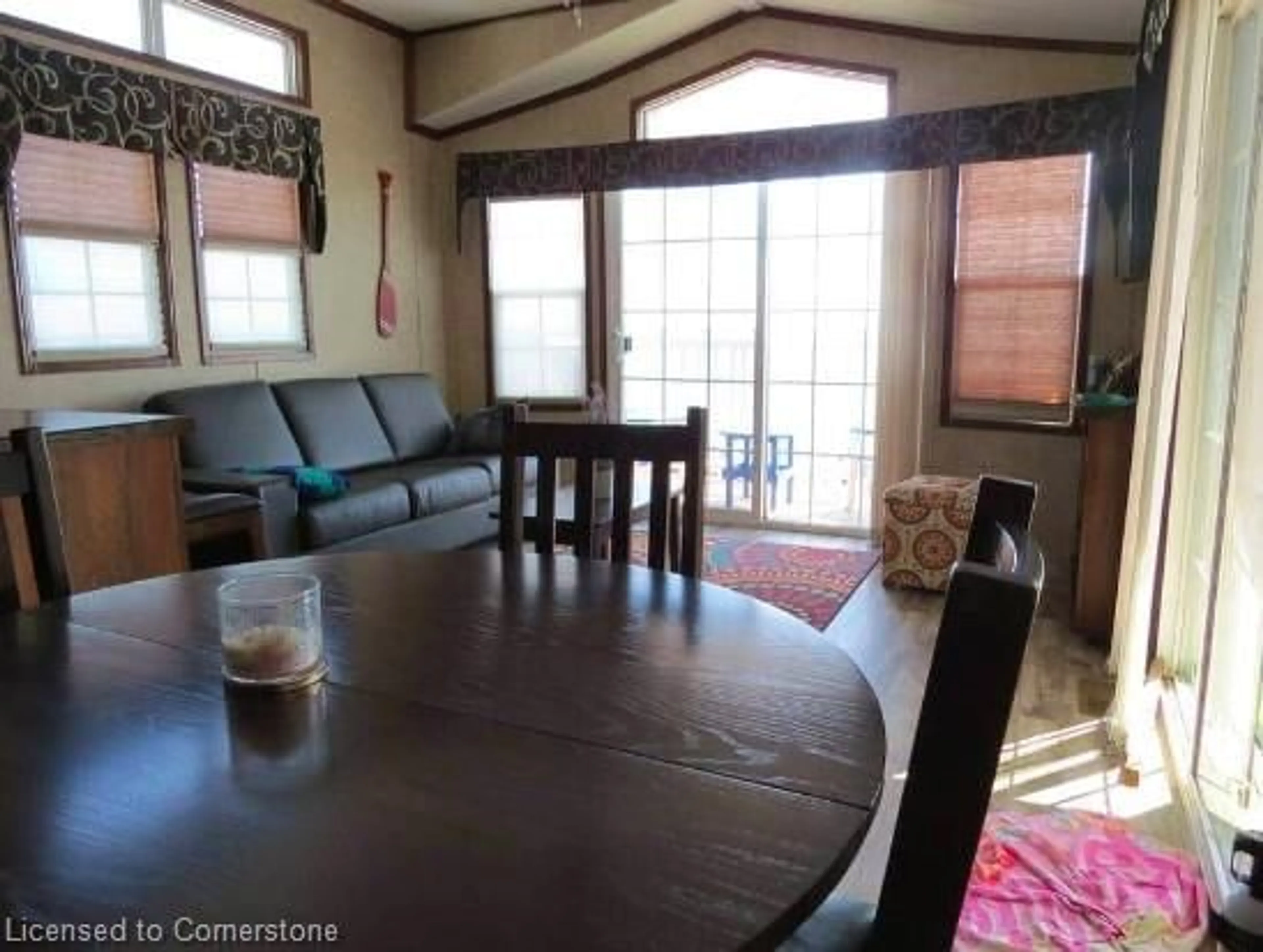 Dining room, wood/laminate floor for 80 Wyldewood Beach, Sherkston Ontario L0S 1R0