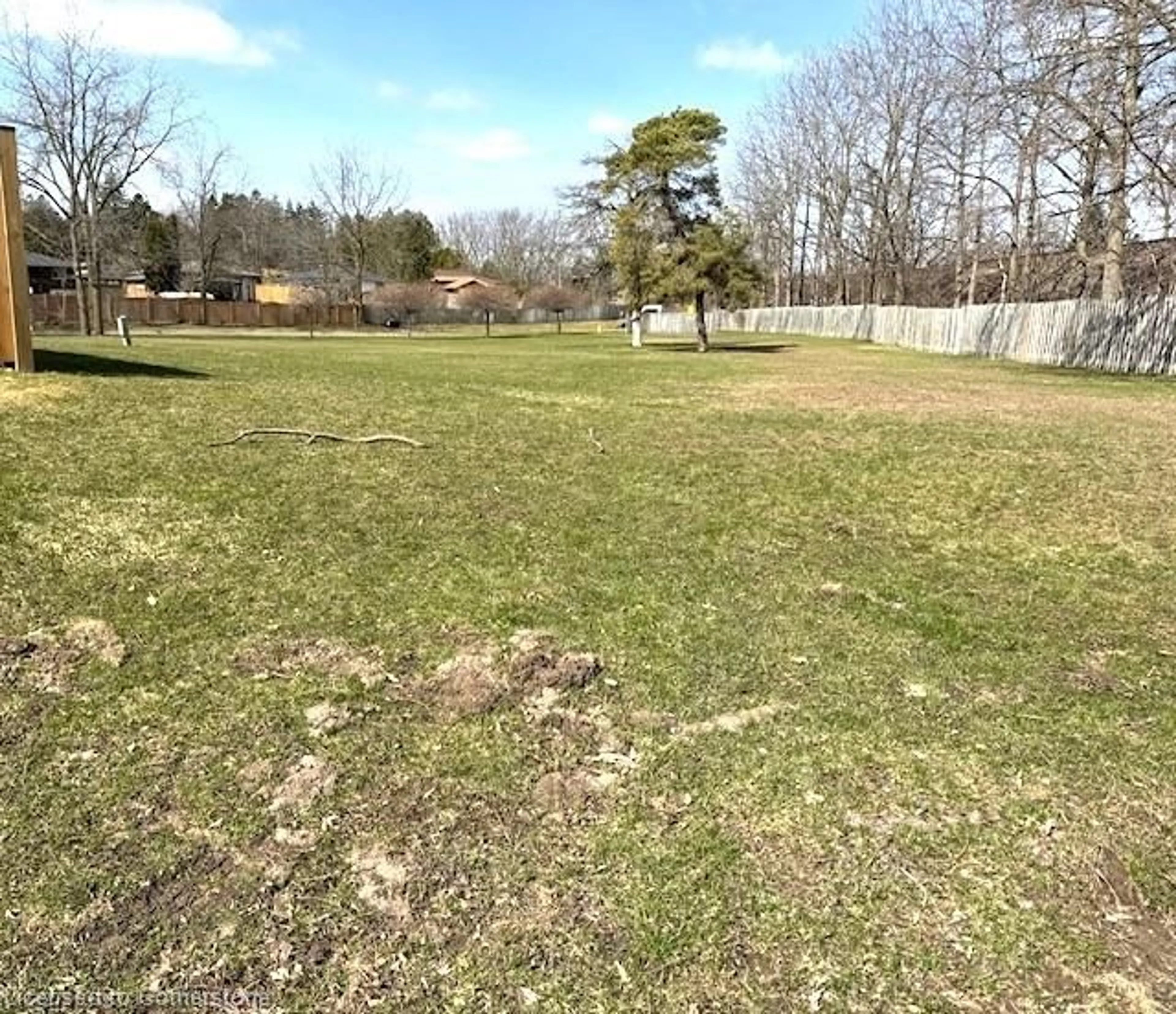 A pic from outside/outdoor area/front of a property/back of a property/a pic from drone, unknown for 230 Blair Rd #1, Cambridge Ontario N1S 2J8
