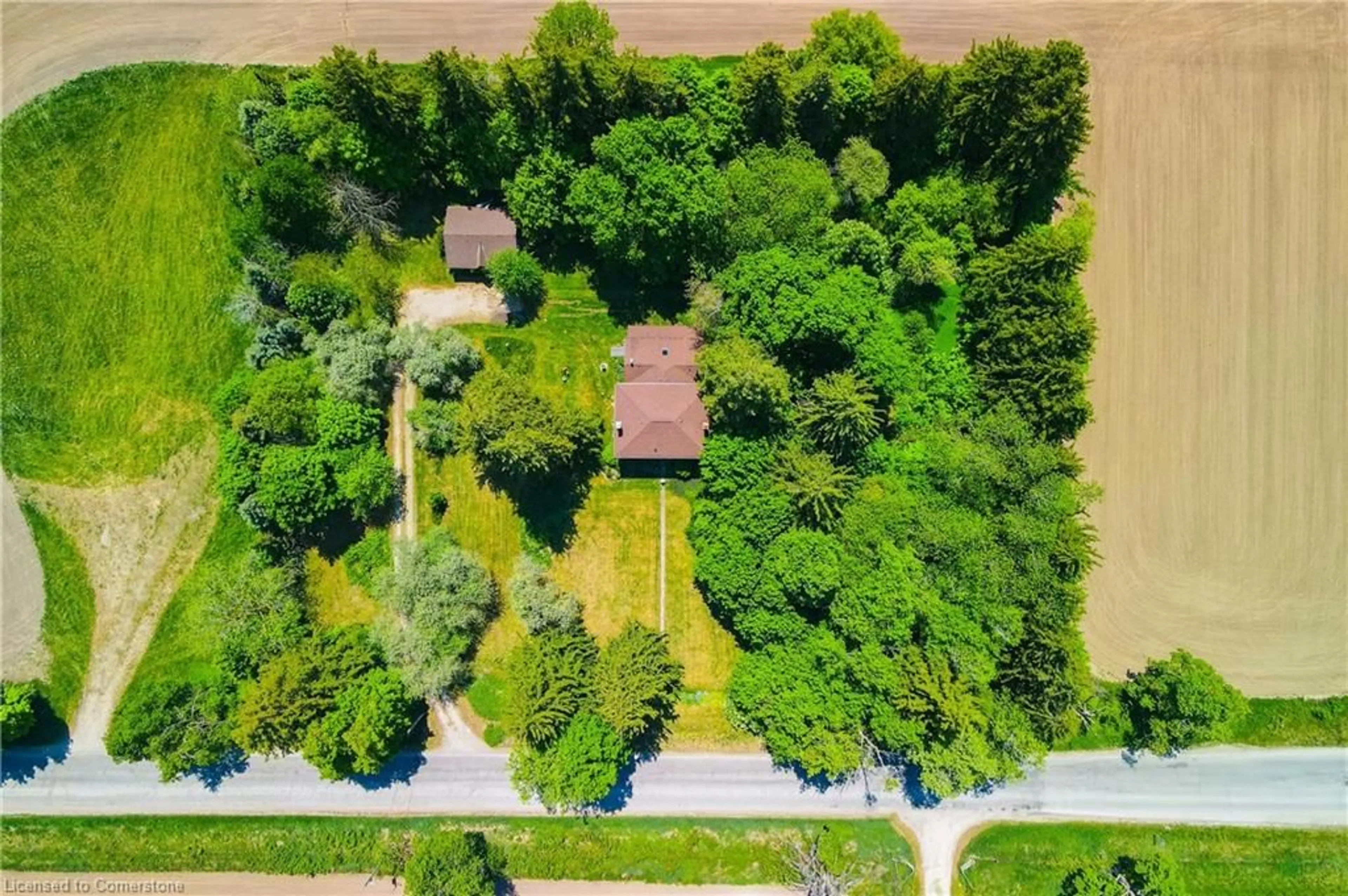 A pic from outside/outdoor area/front of a property/back of a property/a pic from drone, forest/trees view for 935 Scotland St, Fergus Ontario N1M 3R9