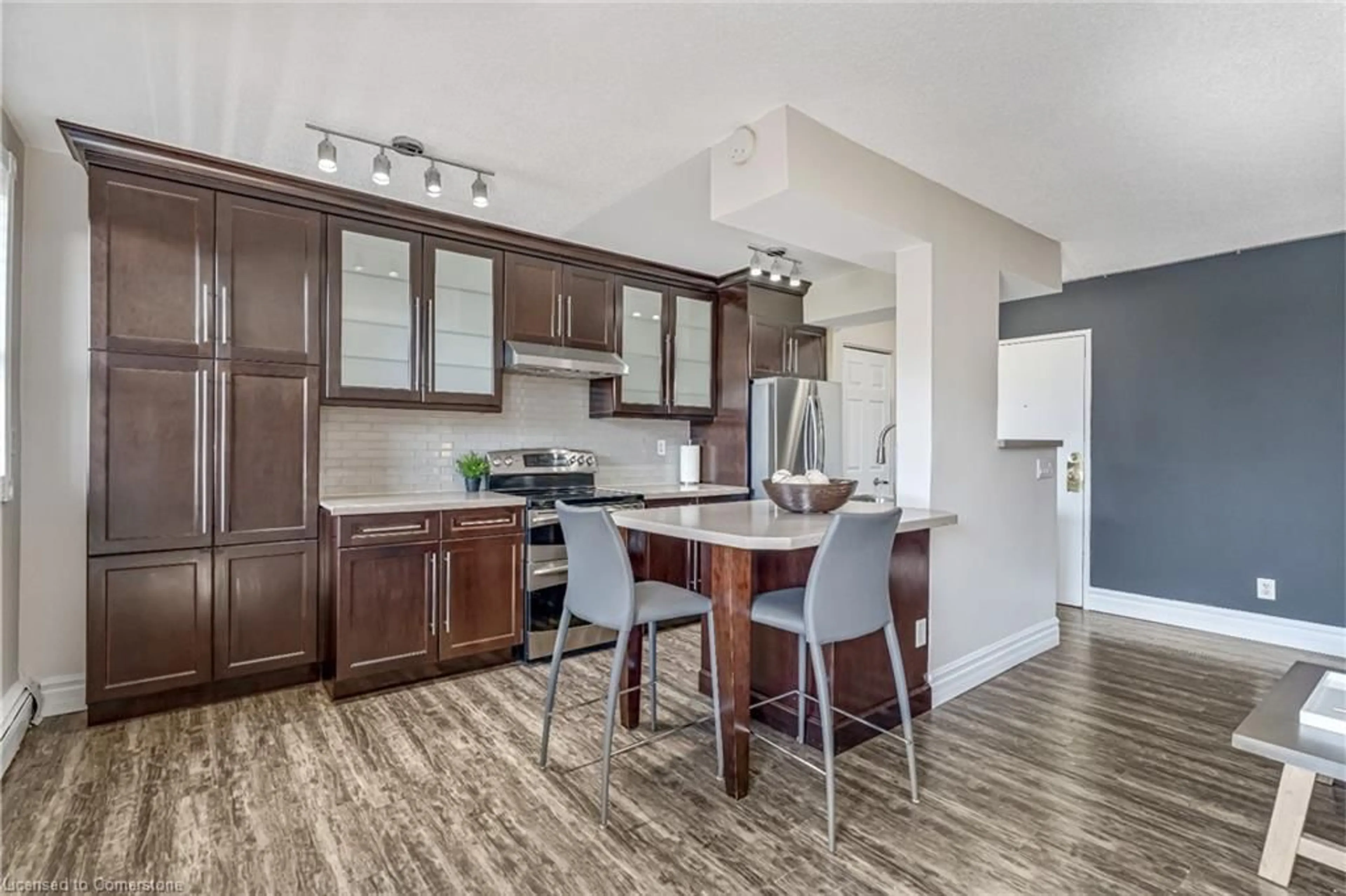 Open concept kitchen, unknown for 851 Queenston Rd #502, Hamilton Ontario L8G 1B4