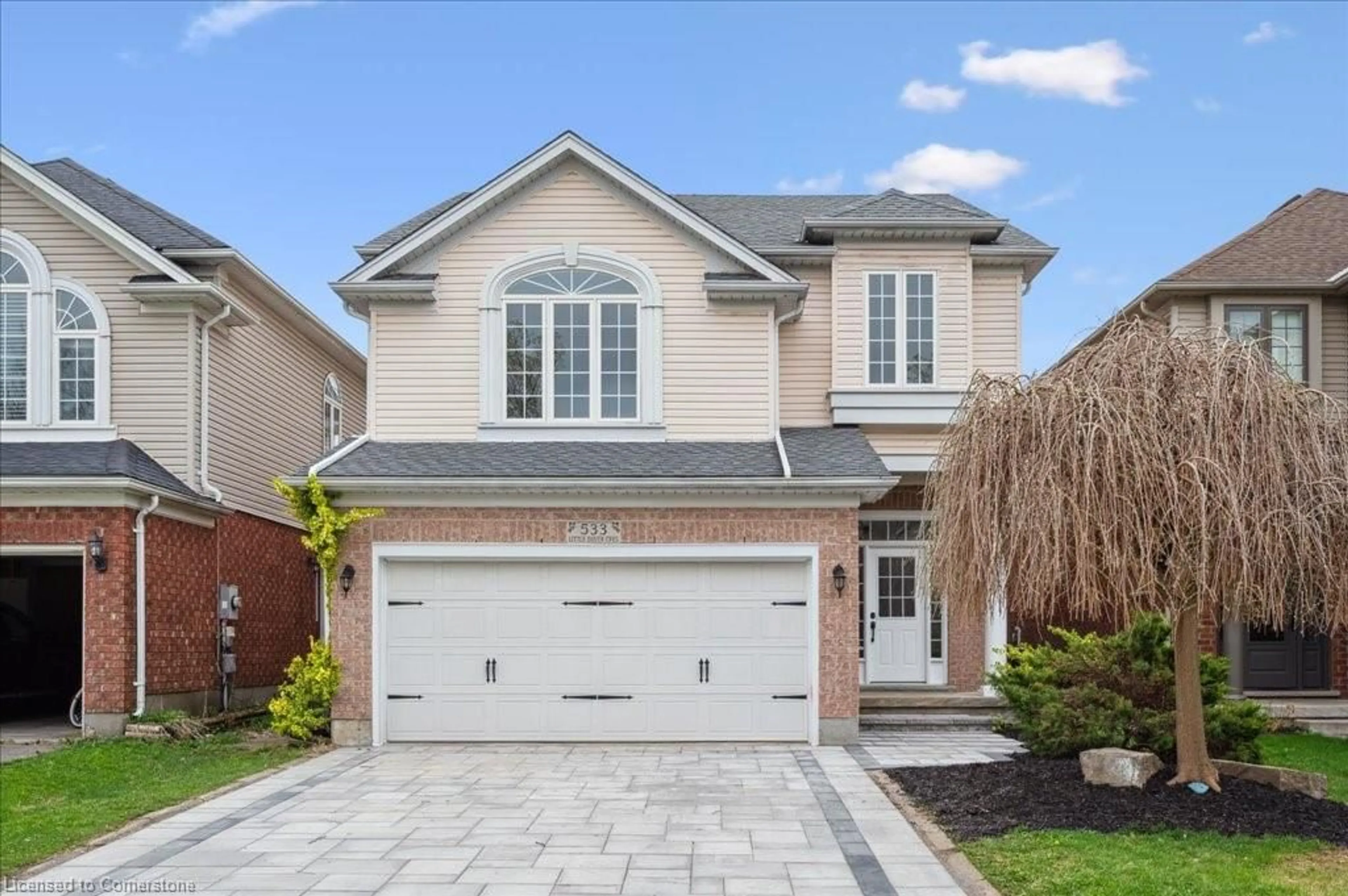 Home with brick exterior material, street for 533 Little Dover Cres, Waterloo Ontario N2K 4E4