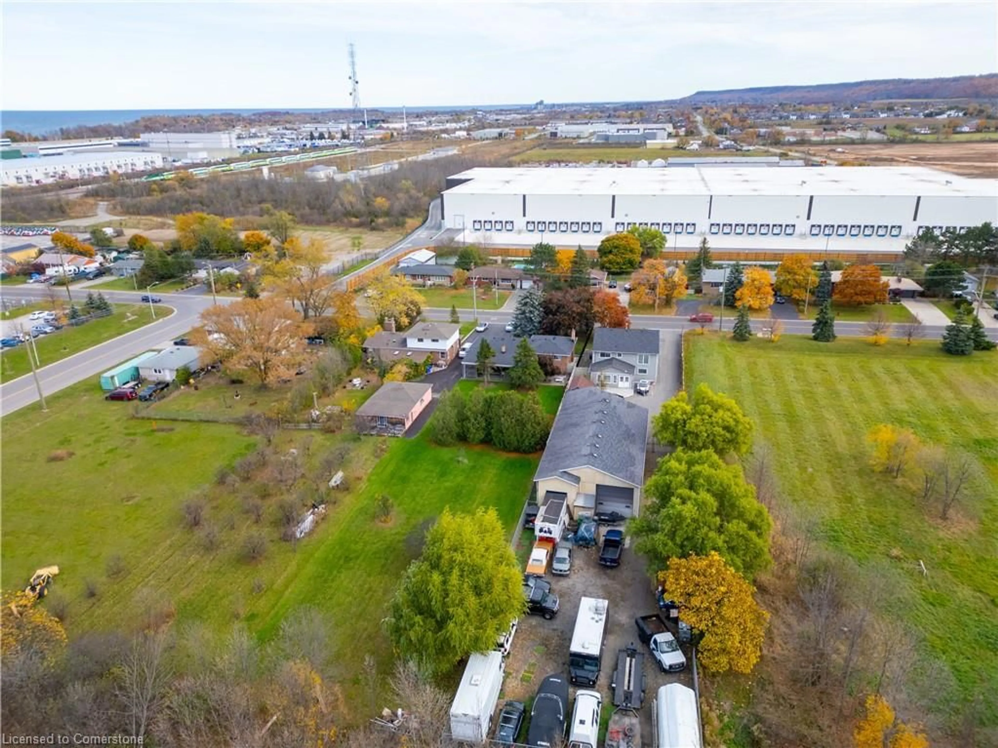 A pic from outside/outdoor area/front of a property/back of a property/a pic from drone, unknown for 337 Mcneilly Rd, Stoney Creek Ontario L8E 5H4