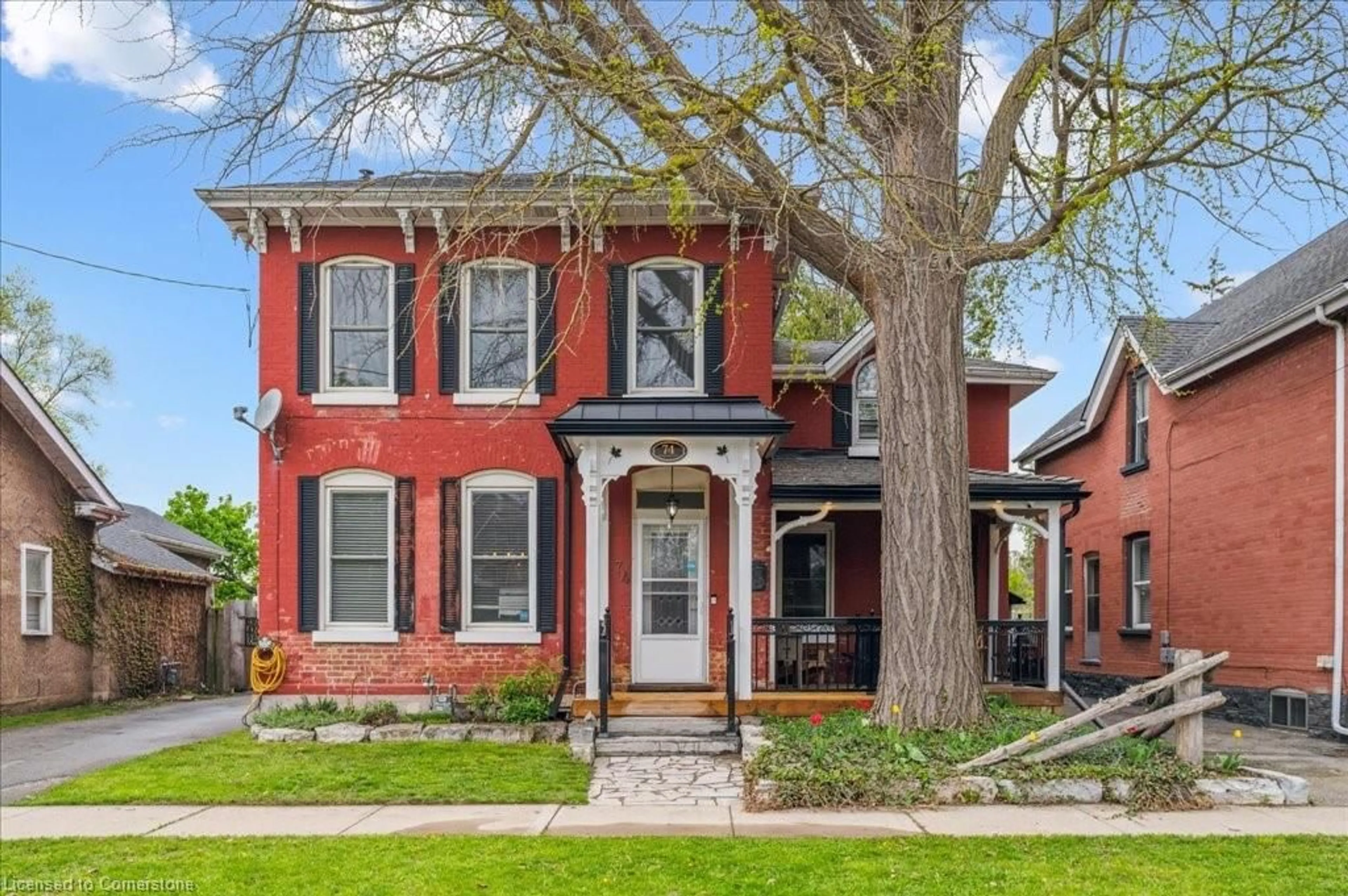 Home with brick exterior material, street for 74 Richmond St, Brantford Ontario N3T 3Y5