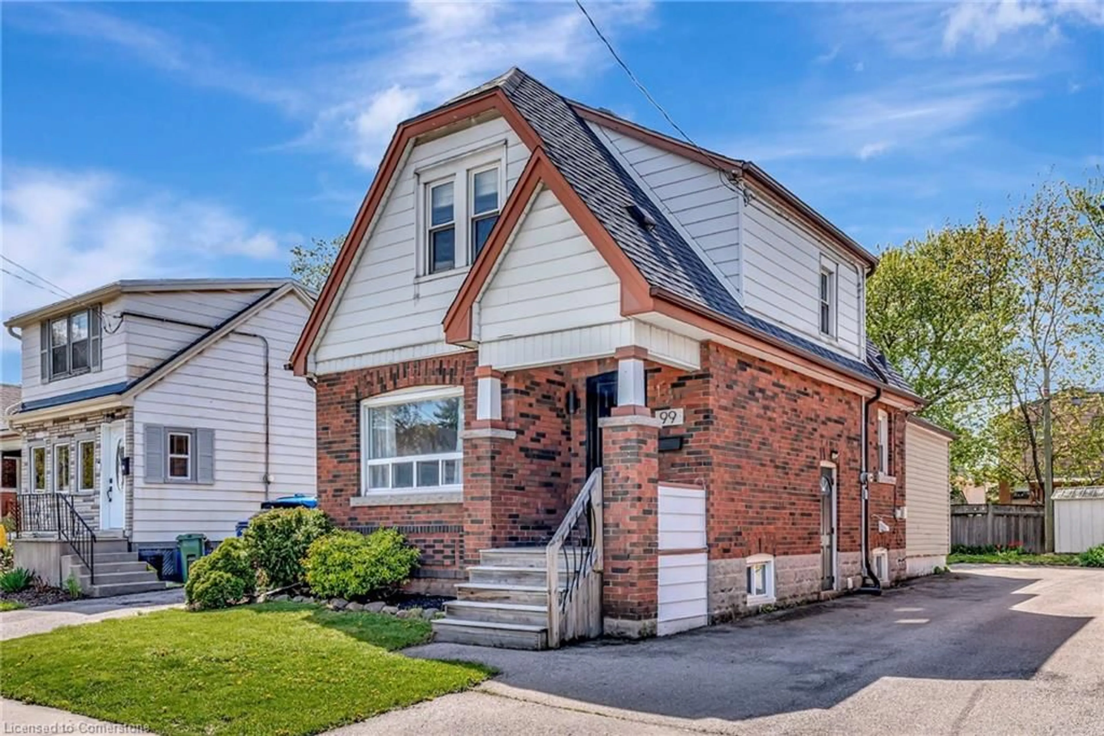 Home with brick exterior material, street for 99 Cope St, Hamilton Ontario L8H 5B1