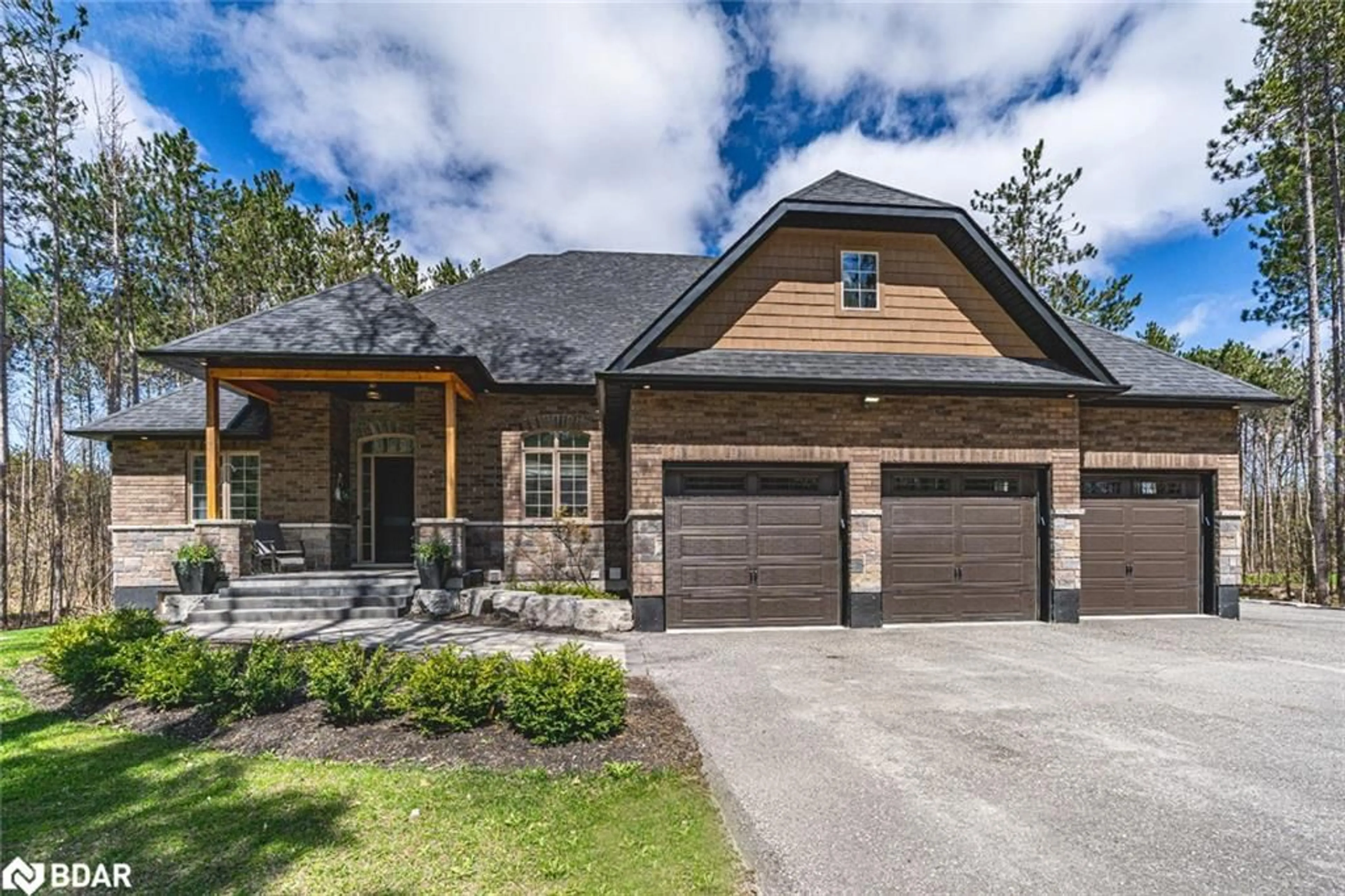 Home with brick exterior material, street for 38 Windermere Cir, Tay Ontario L4R 0C3