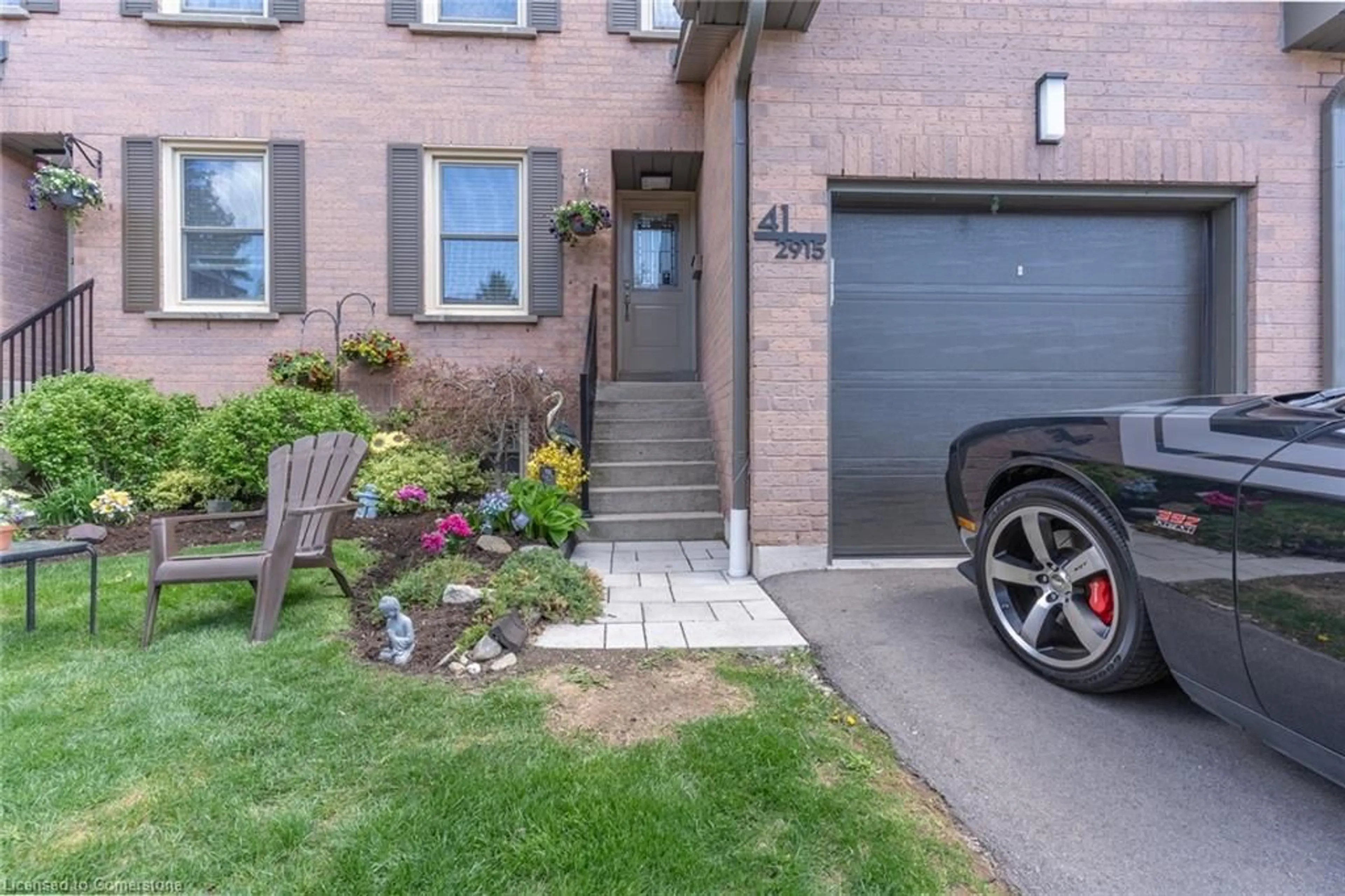 Home with brick exterior material, street for 2915 Headon Forest Dr #41, Burlington Ontario L7M 3Z6