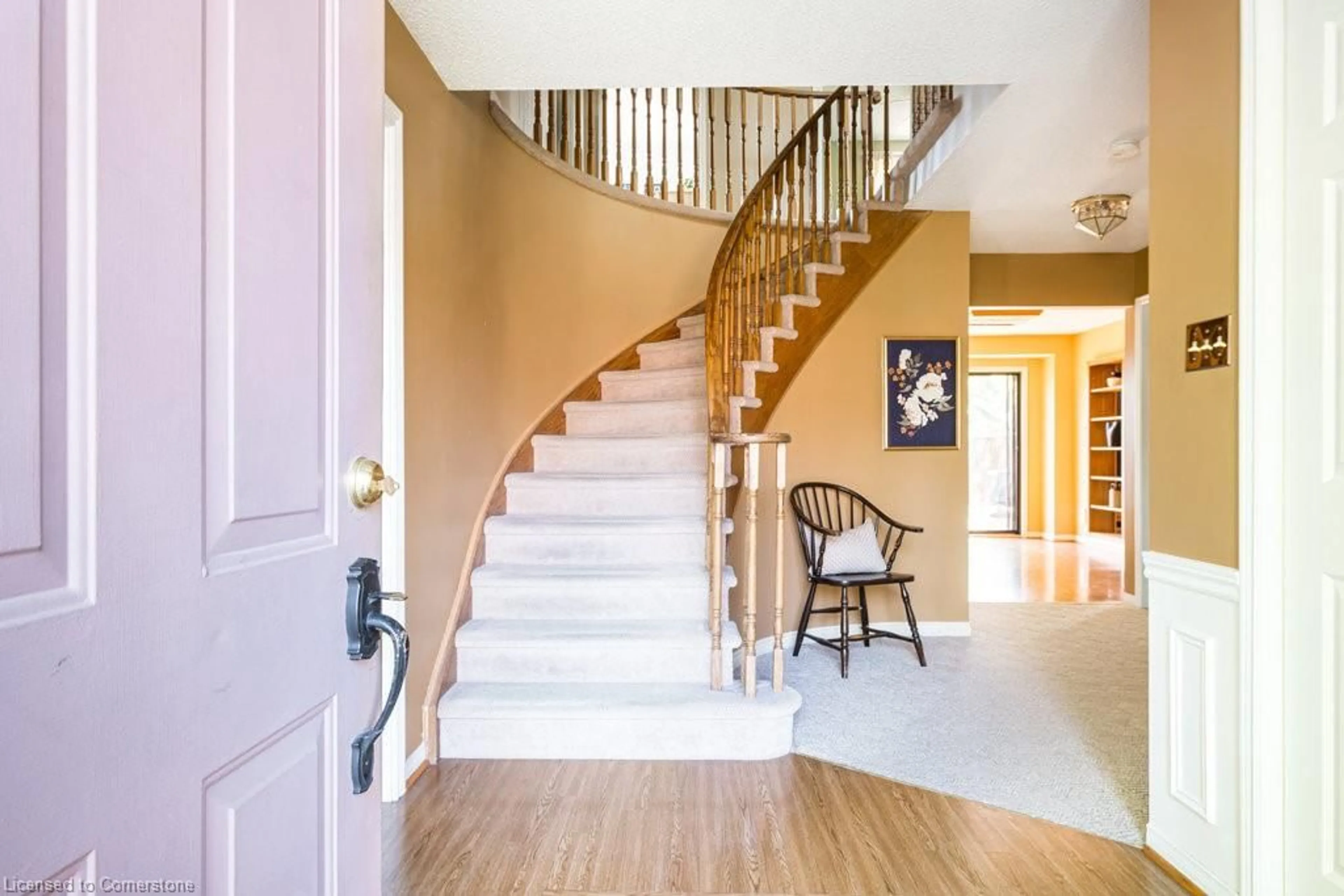 Indoor foyer for 15 Onondaga Dr, Ancaster Ontario L9G 4S5