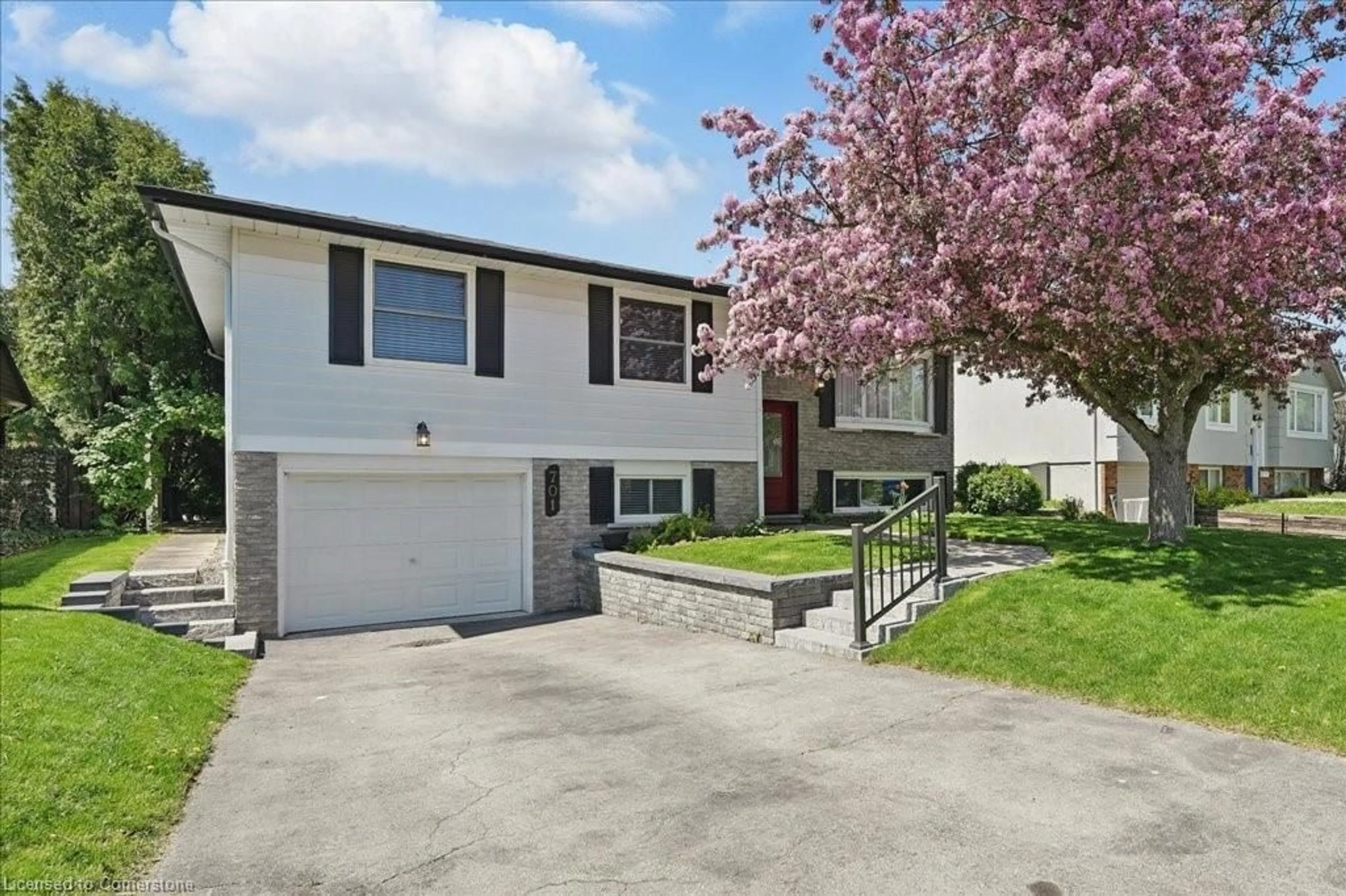 Unknown for 701 Castleguard Cres, Burlington Ontario L7N 2W7
