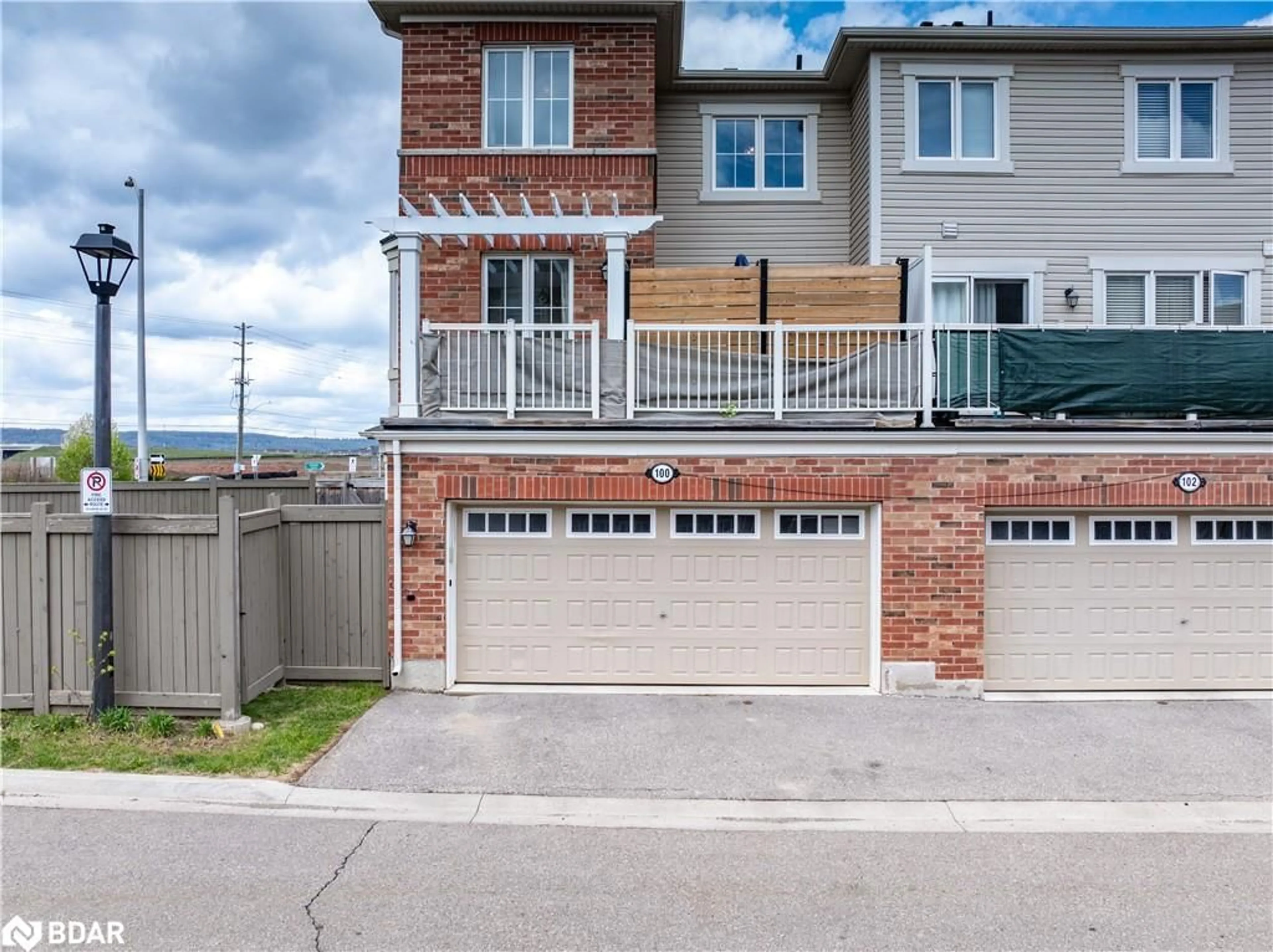 Unknown for 100 Whitlock Avenue Ave, Milton Ontario L9T 7K6