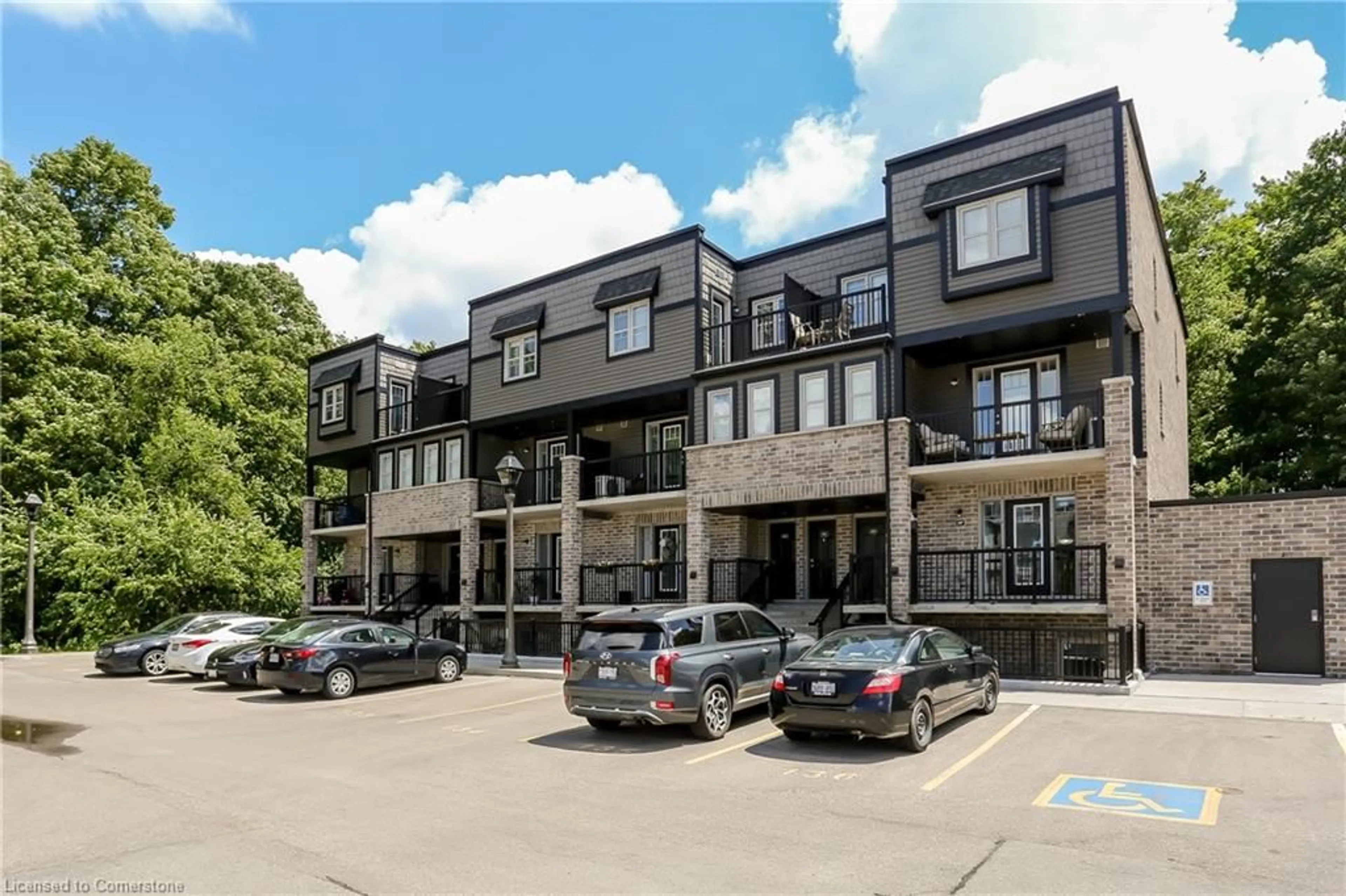 Unknown for 1989 Ottawa St #29D, Kitchener Ontario N2E 0G7