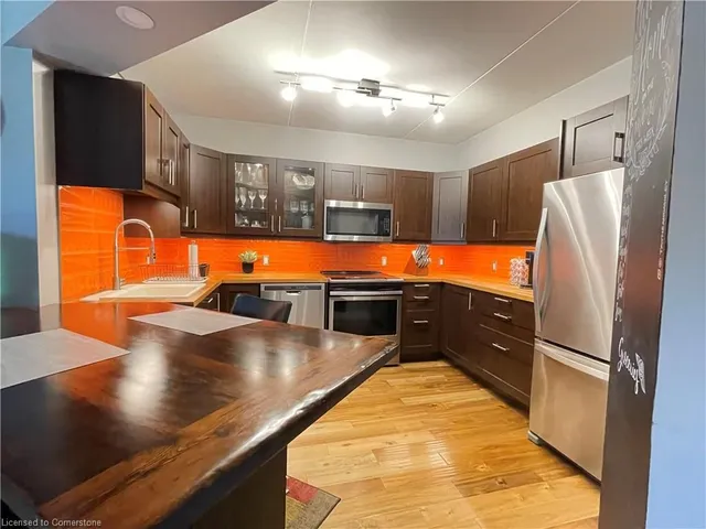 Additional property image - 3499 Upper Middle Rd Unit 110