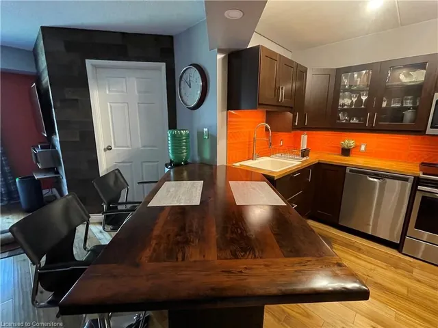 Additional property image - 3499 Upper Middle Rd Unit 110