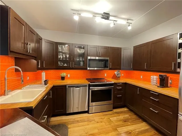 Additional property image - 3499 Upper Middle Rd Unit 110