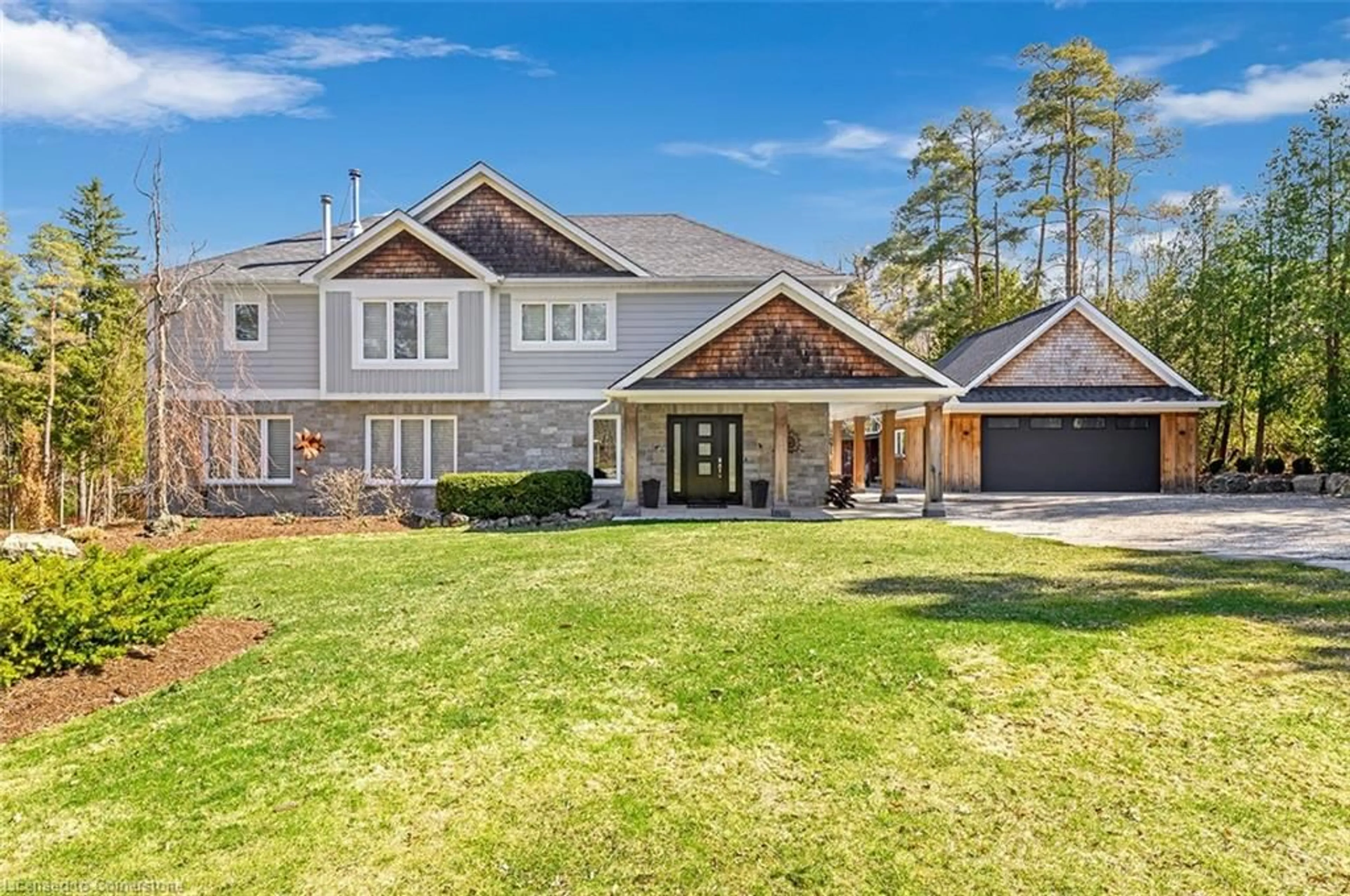 Home with brick exterior material, unknown for 8495 Appleby Line, Milton Ontario L0P 1B0
