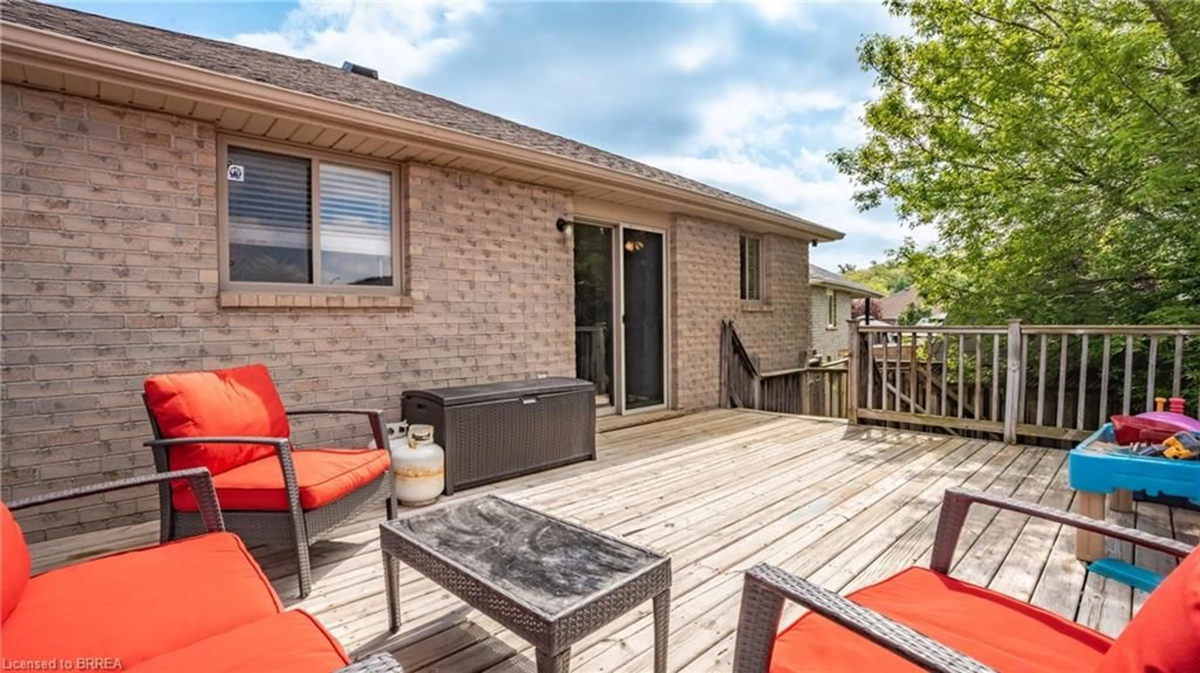 Patio, unknown for 47 Brewster Way, Brantford Ontario N3T 6N4