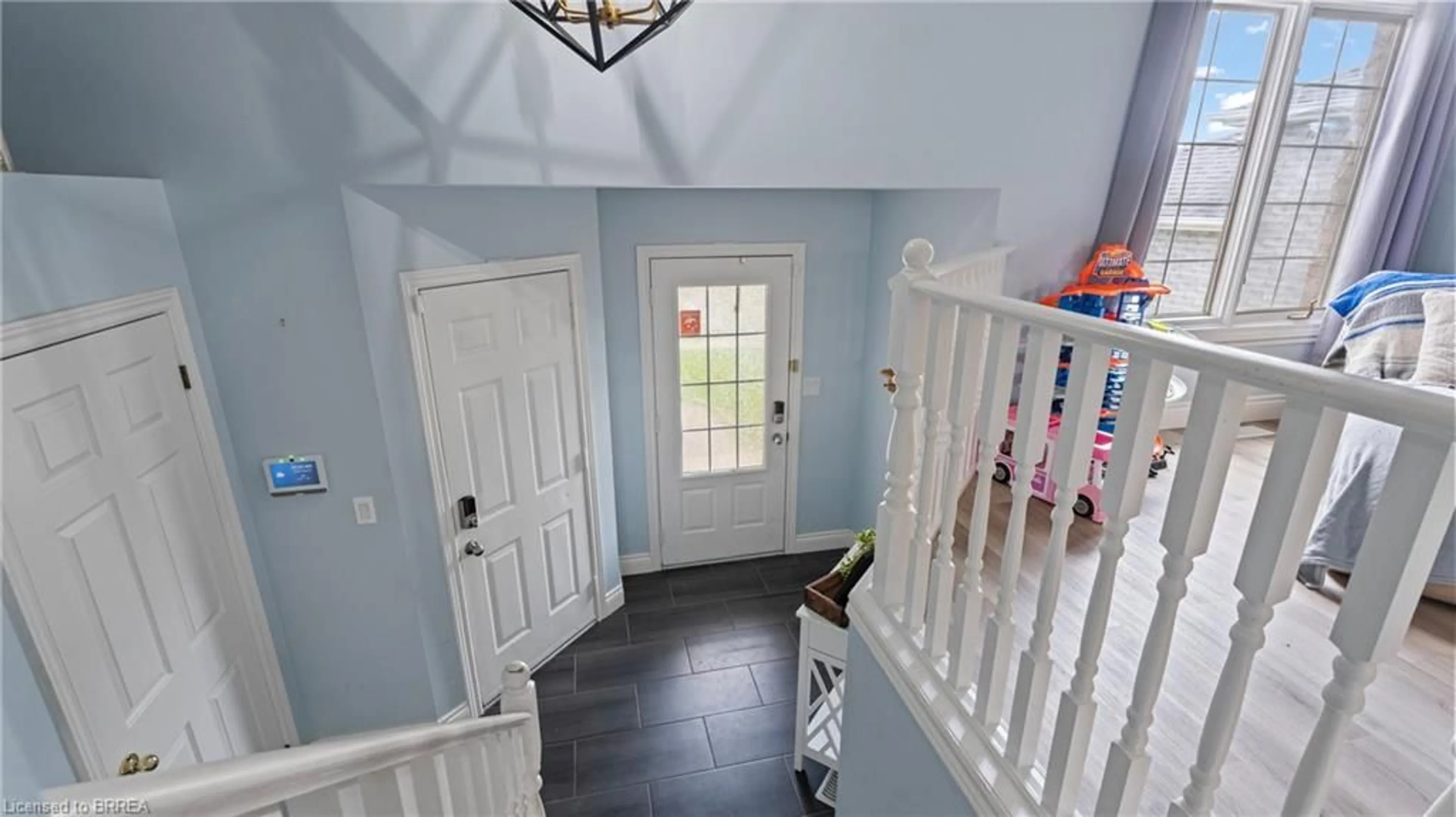 Indoor entryway for 47 Brewster Way, Brantford Ontario N3T 6N4