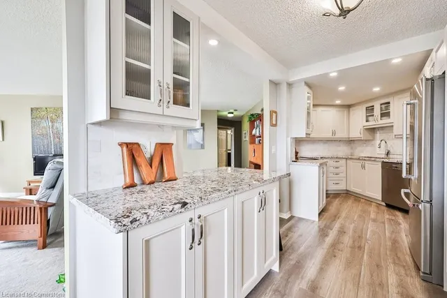 Additional property image - 7 Concorde Pl Unit 1005