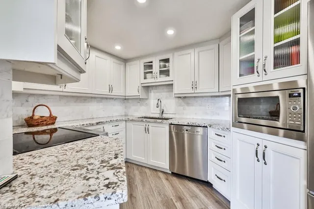 Additional property image - 7 Concorde Pl Unit 1005