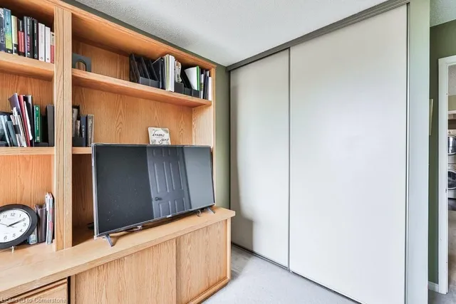 Additional property image - 7 Concorde Pl Unit 1005